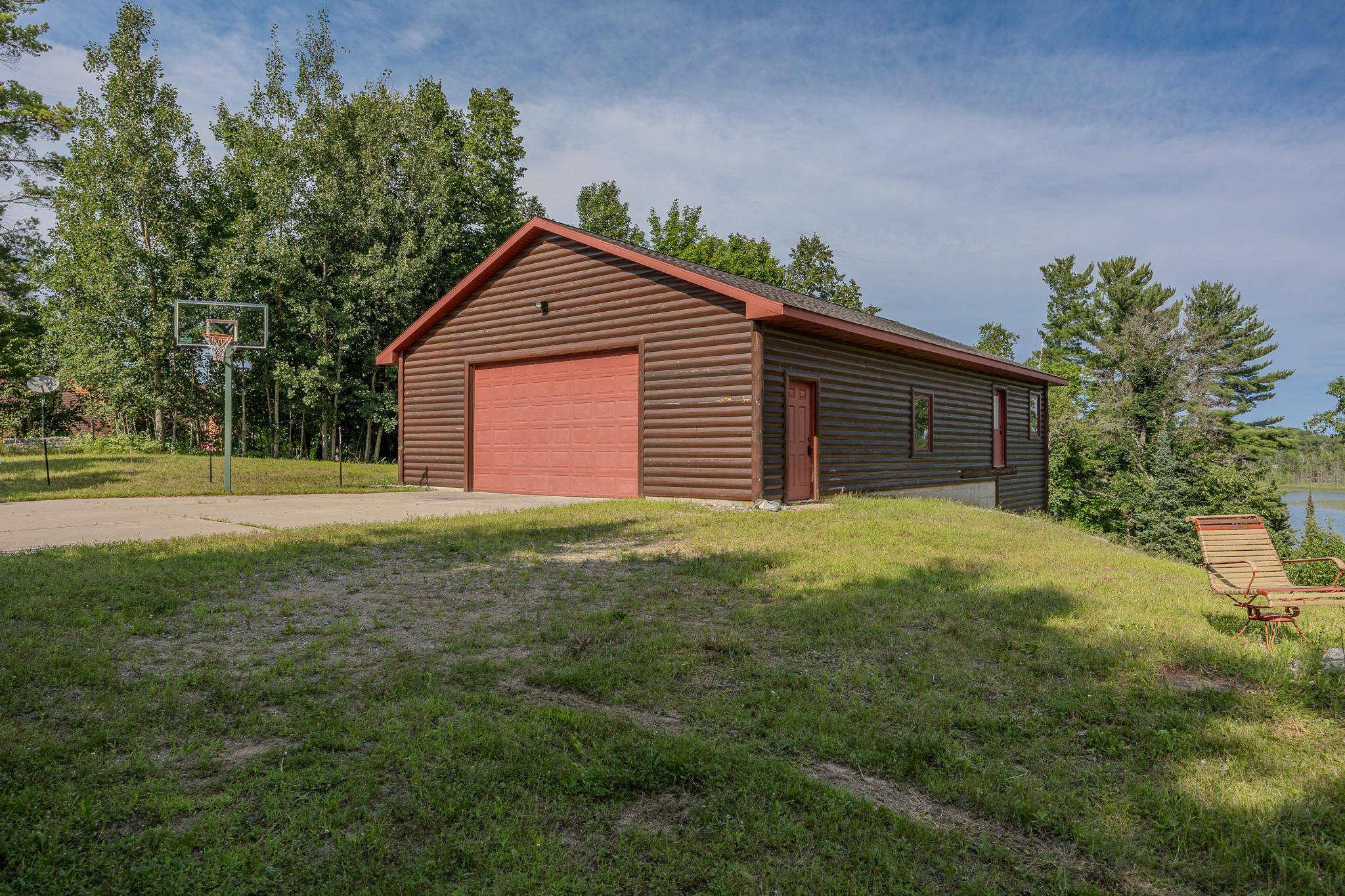 1694 Buckshot TRL NW, Hackensack, MN 56452