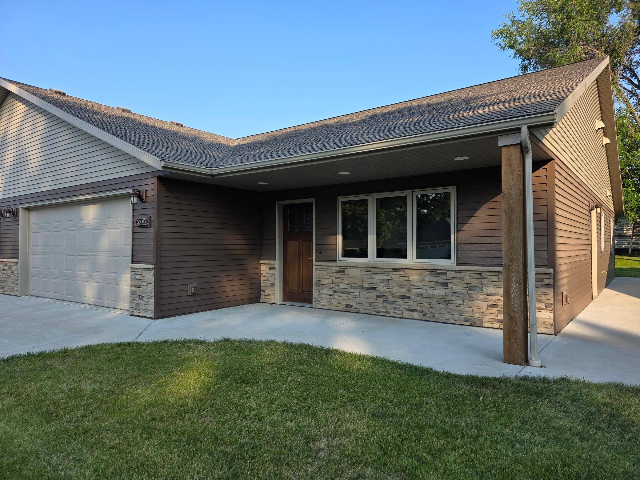 205 Custer AVE N, Canby, MN 56220