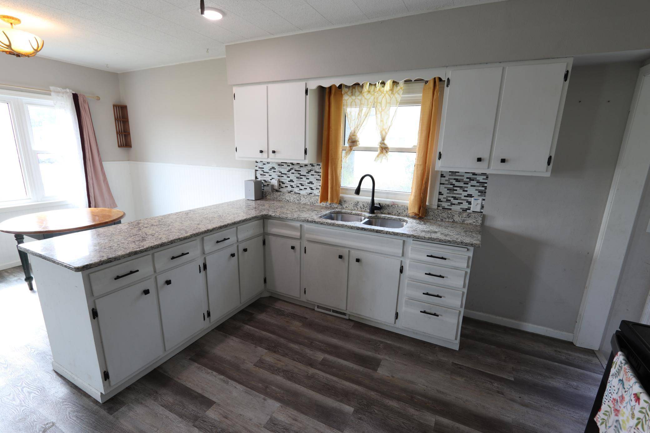 105 Atlantic AVE E, Badger, MN 56714