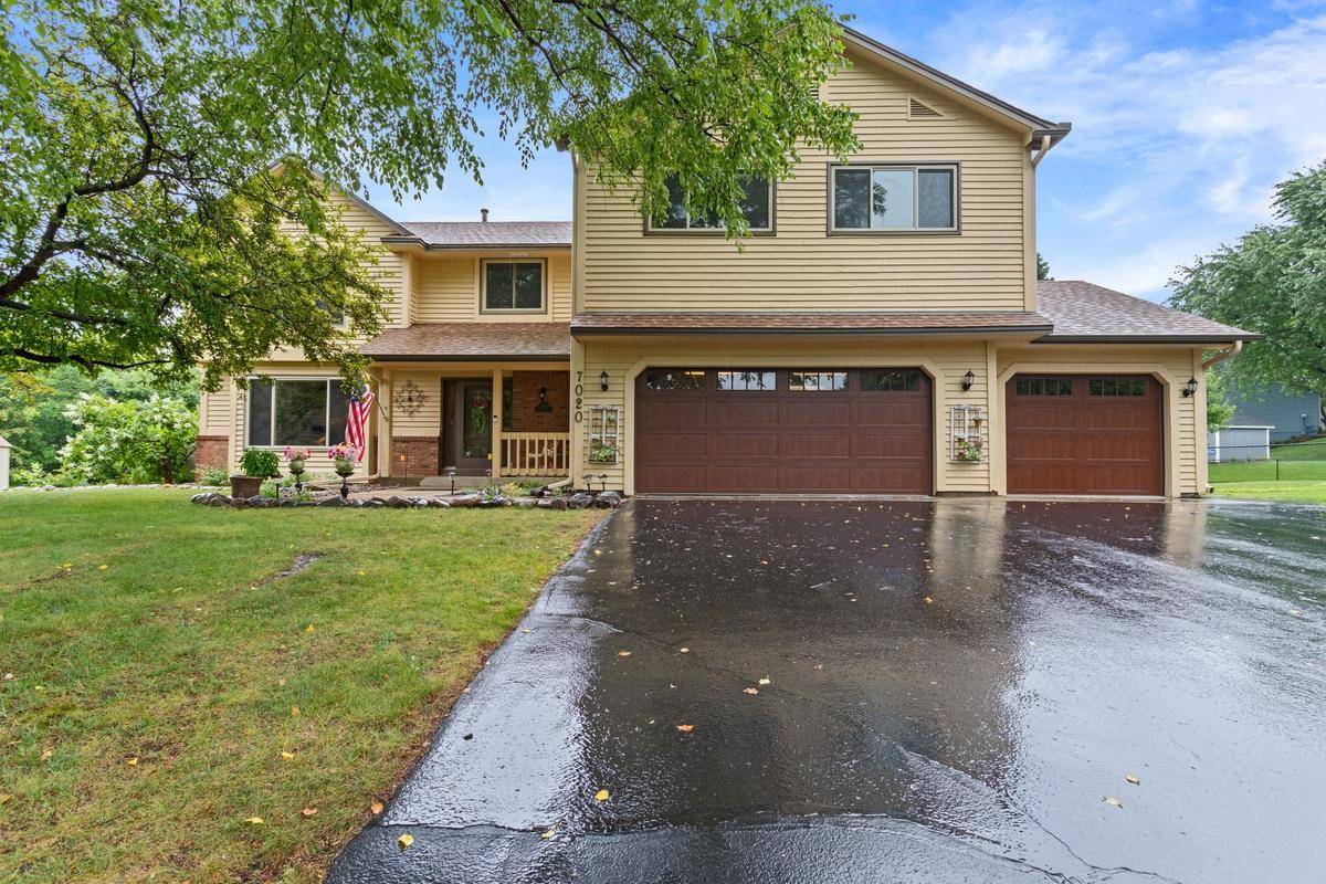 7020 Beacon CIR, Eden Prairie, MN 55346