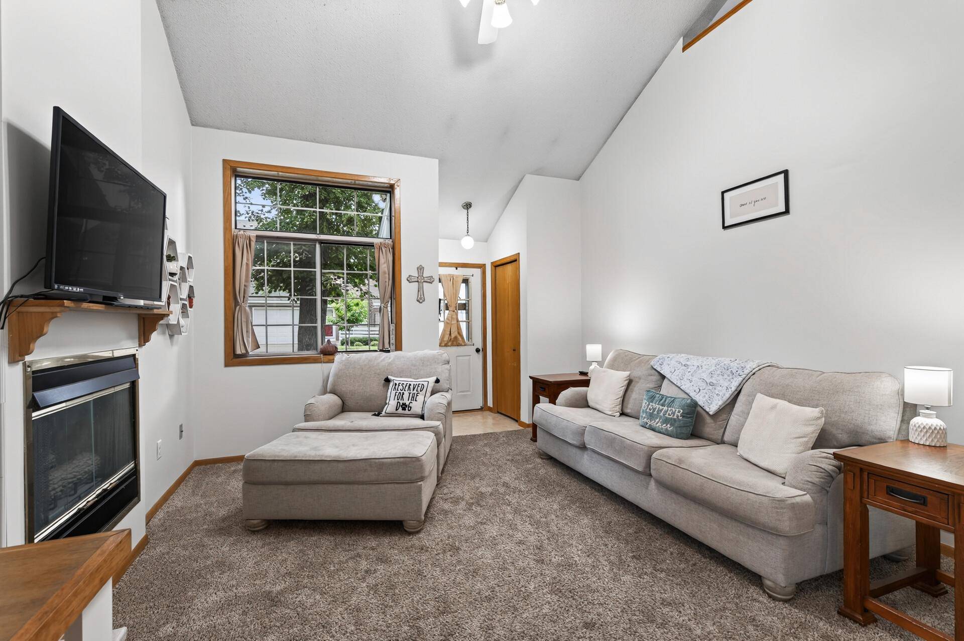 9966 Fillmore ST NE, Blaine, MN 55434