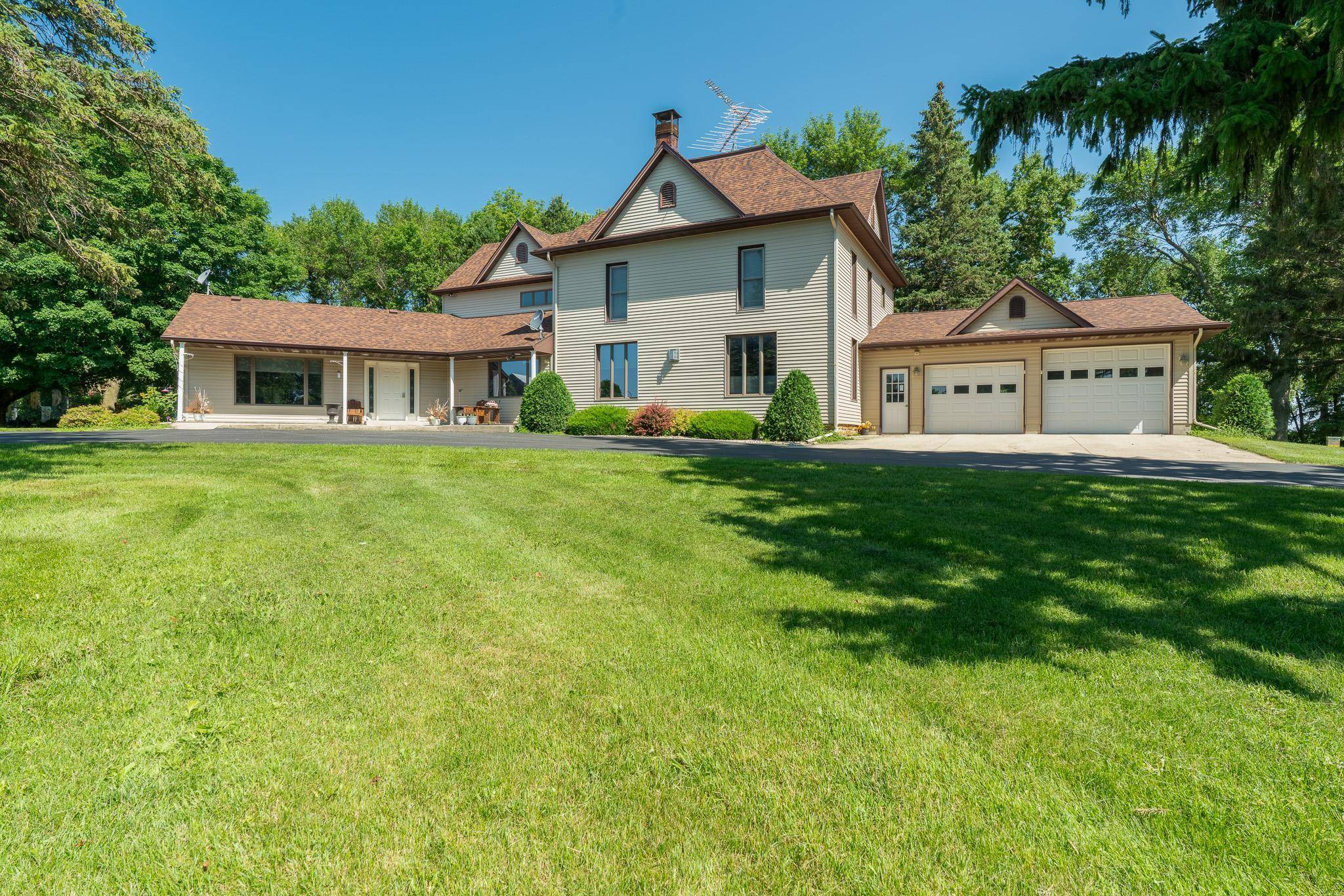 13698 Maple RD, Mapleton, MN 56065