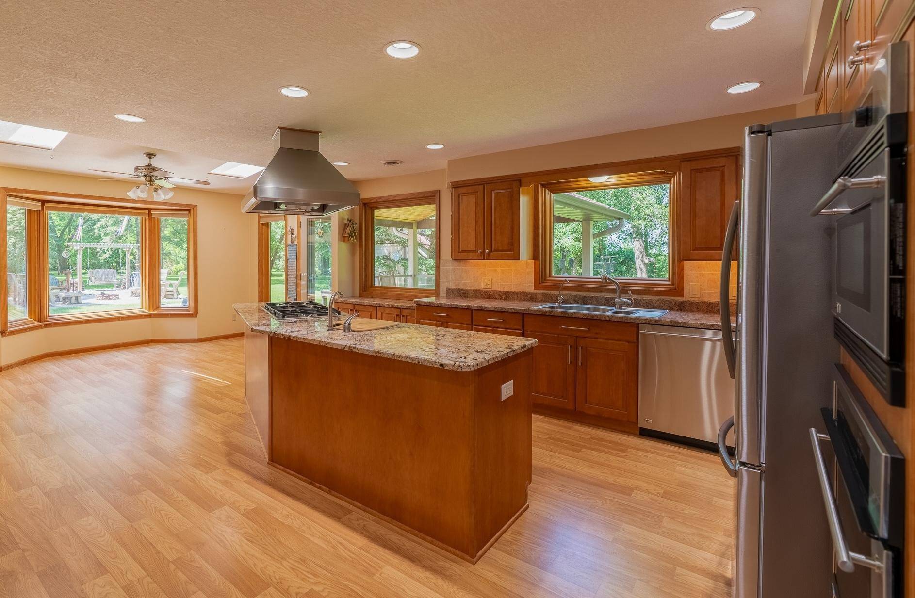 13698 Maple RD, Mapleton, MN 56065
