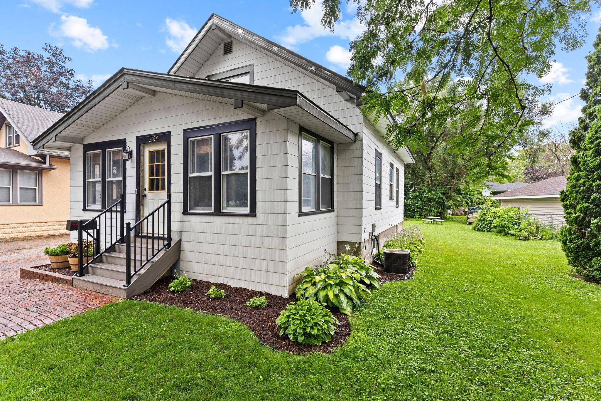 209 3rd ST W, Jordan, MN 55352