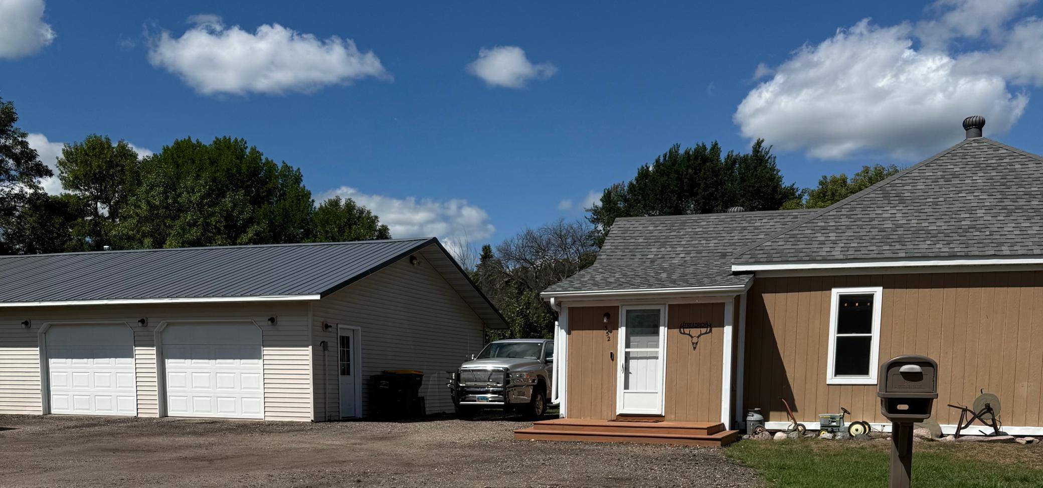 352 3rd AVE S, Casselton, ND 58012