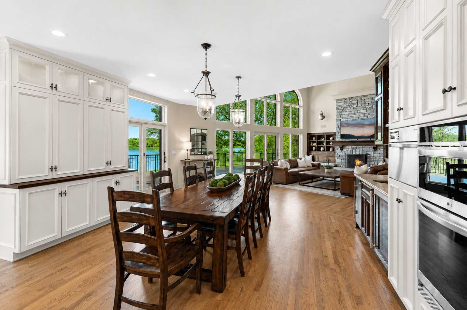 425 Oxford RD, Orono, MN 55356