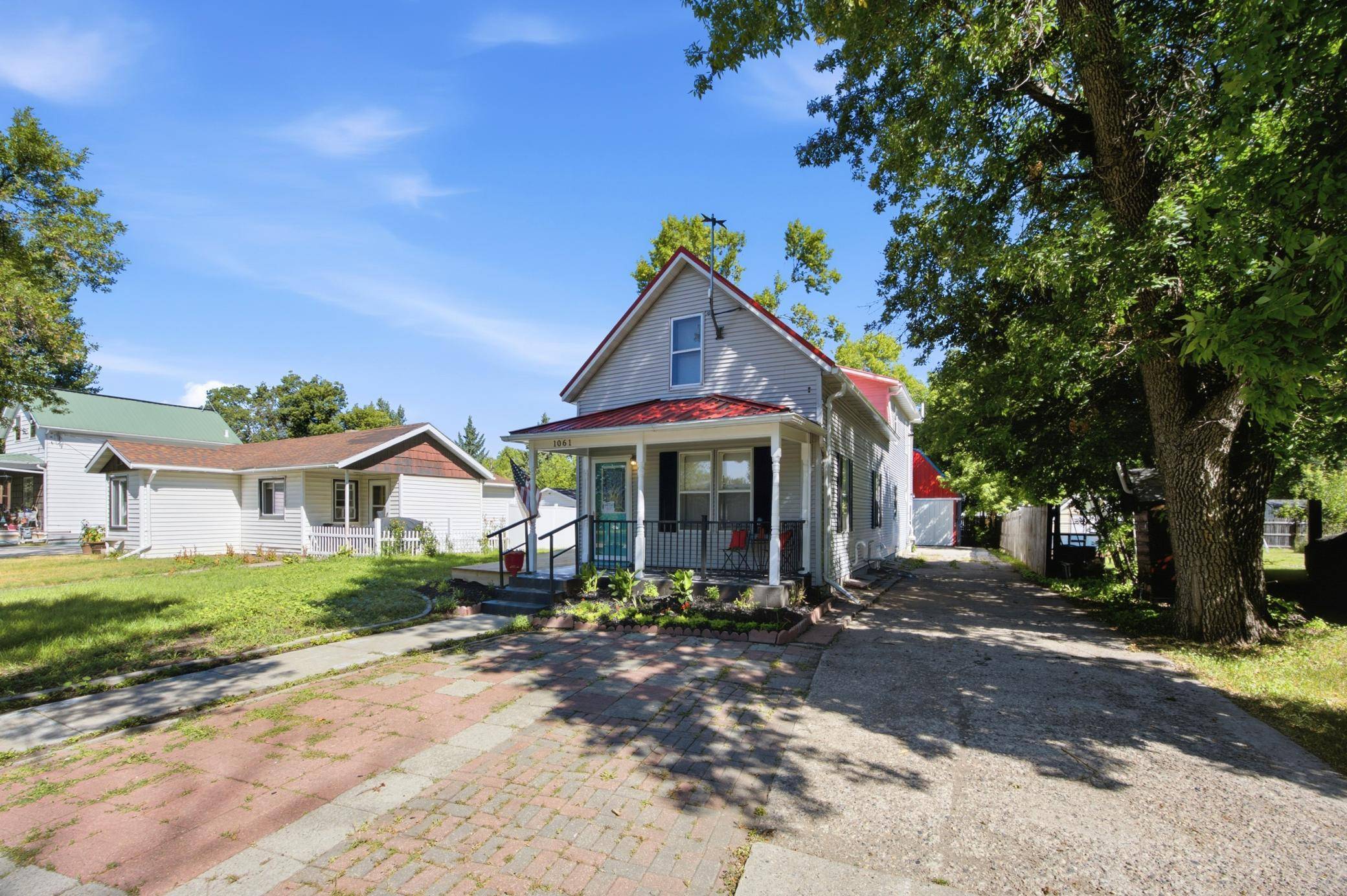 1061 1st ST N, Casselton, ND 58012
