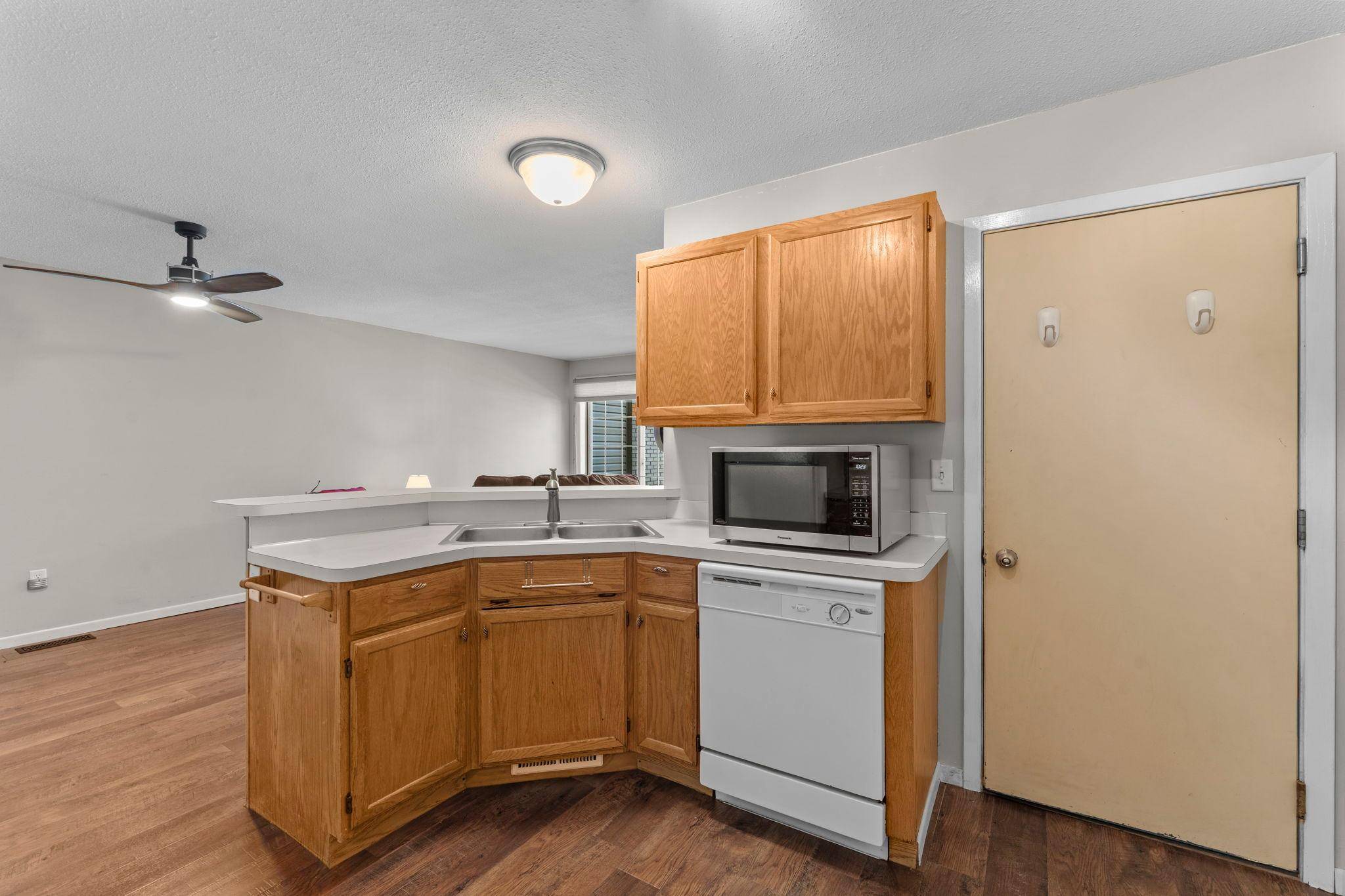 9915 Fillmore ST NE, Blaine, MN 55434