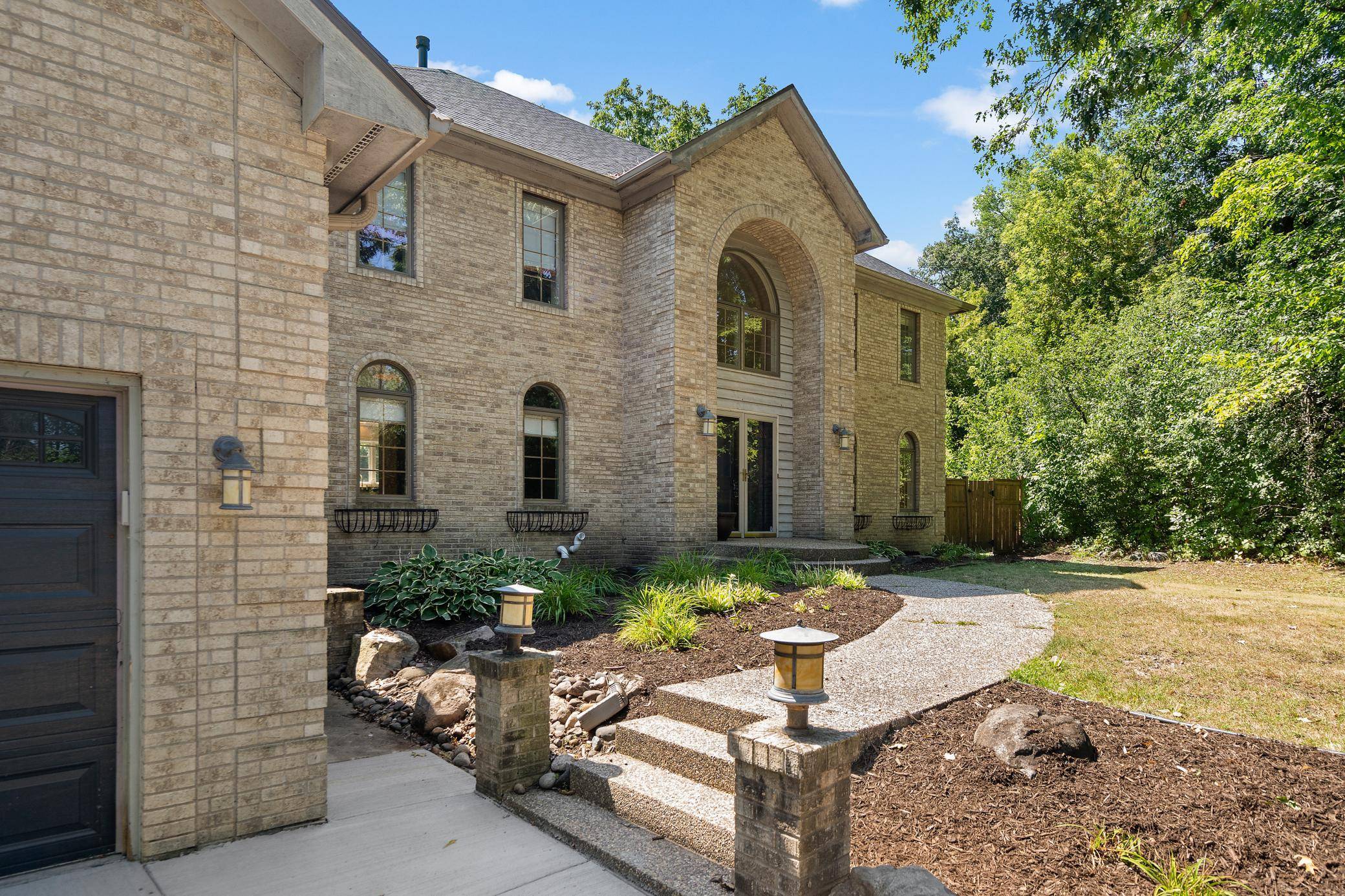 1504 Fairfield RD S, Minnetonka, MN 55305