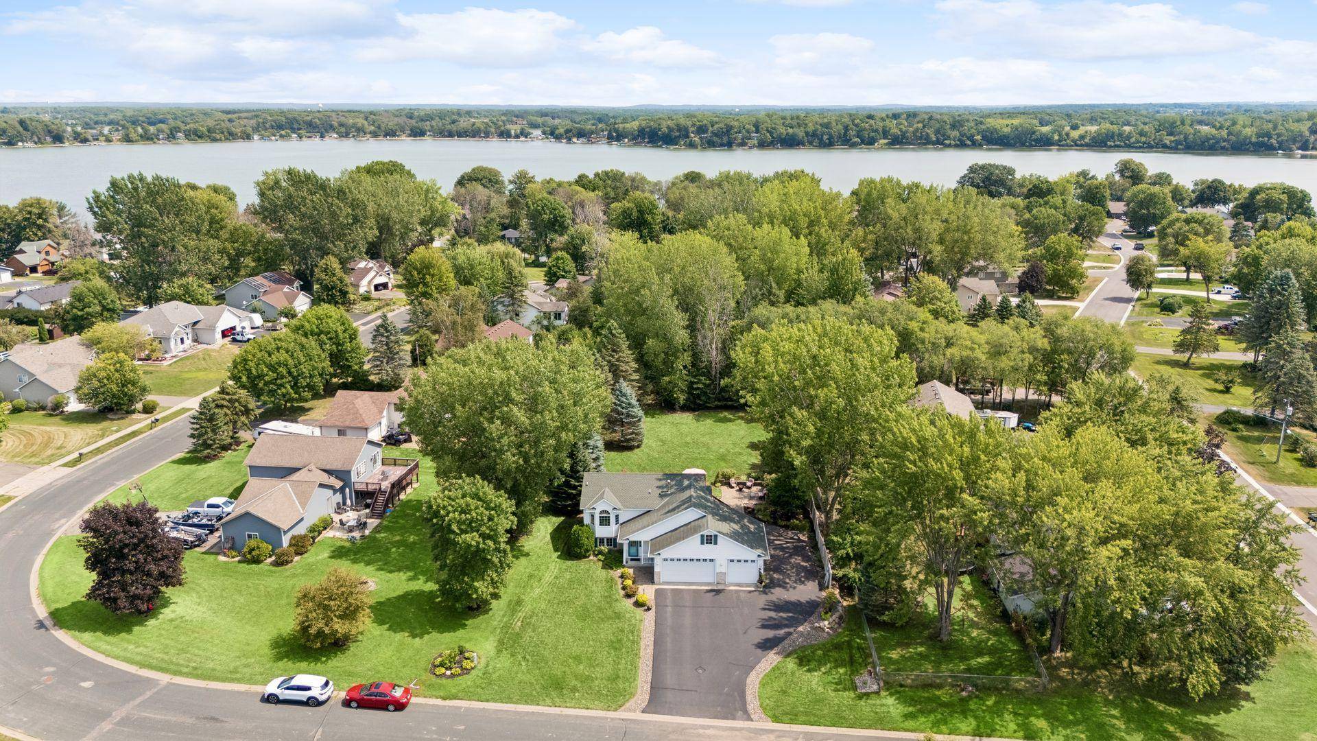 29527 295th LN, Lindstrom, MN 55045