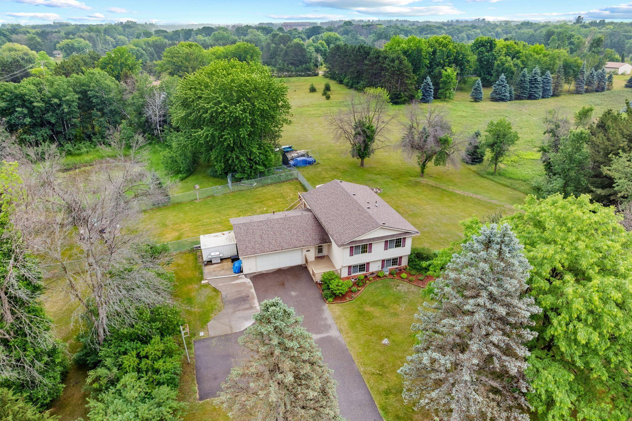 20075 Uplander ST NW, Oak Grove, MN 55011