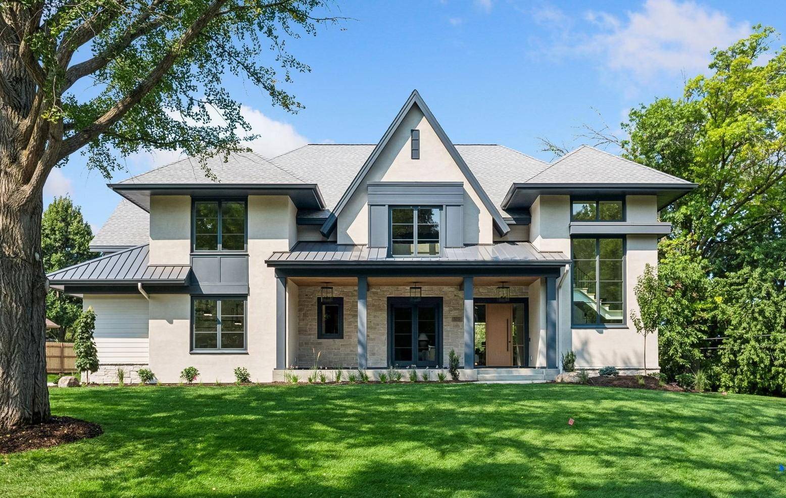 5252 Lochloy DR, Edina, MN 55436