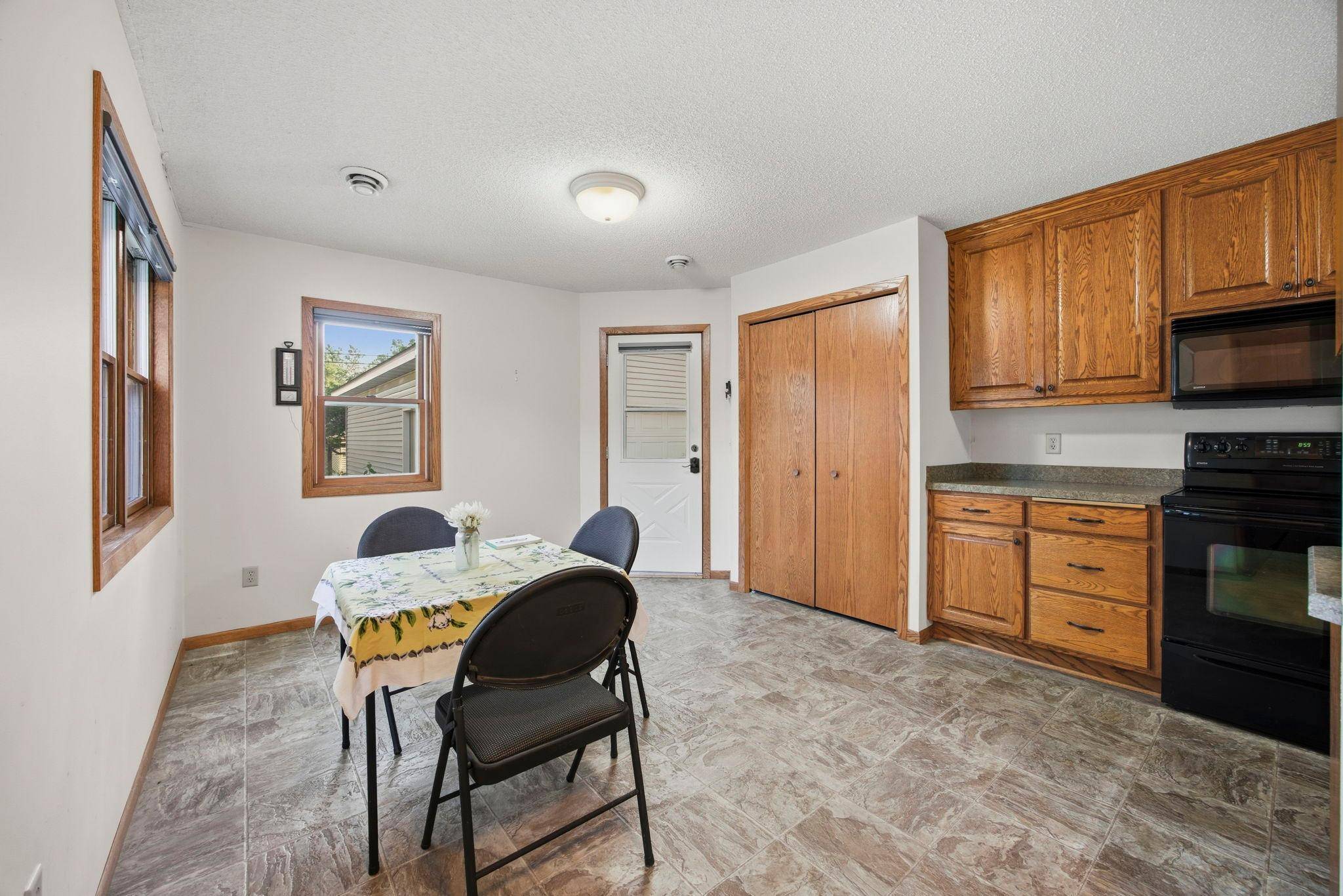 5408 34th PL N, Crystal, MN 55422