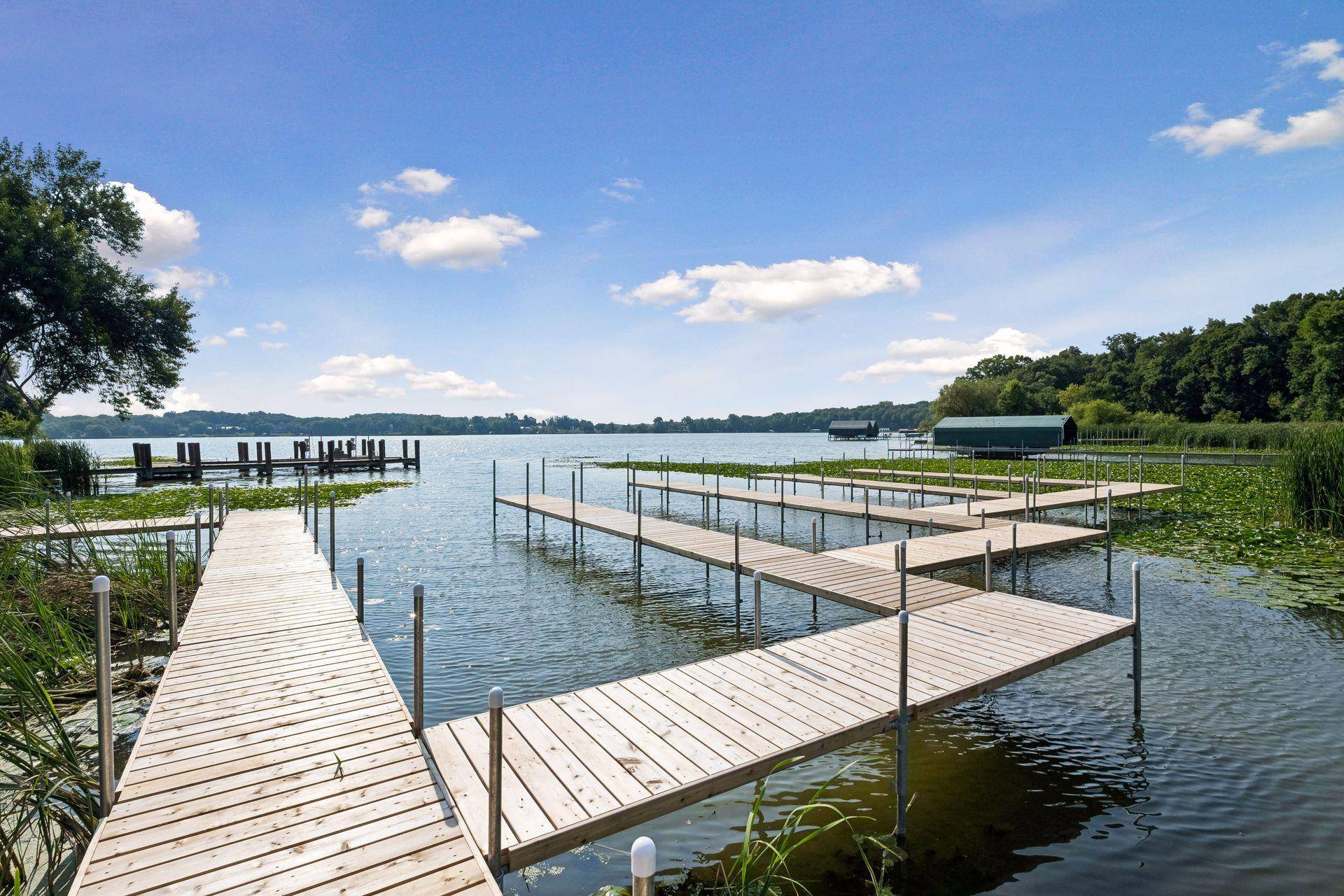 365 W Lake ST, Orono, MN 55356