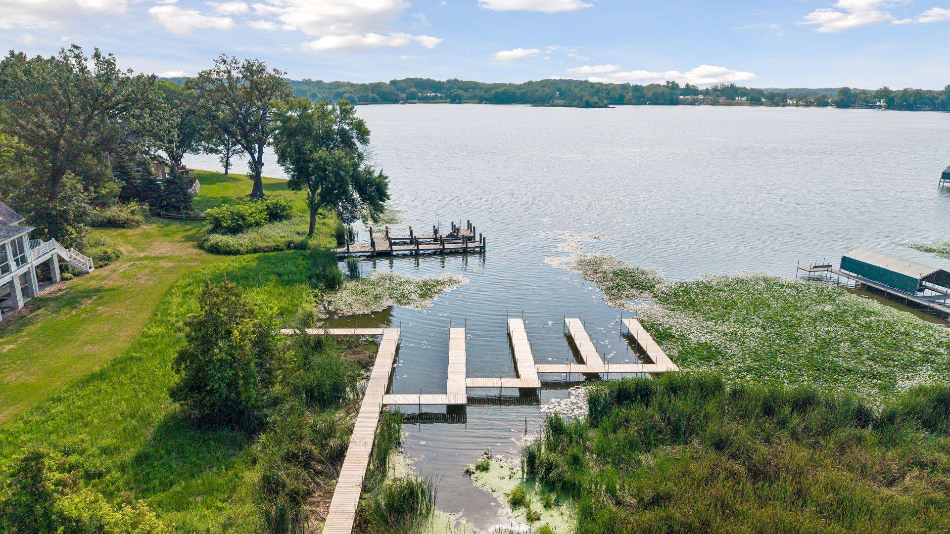 365 W Lake ST, Orono, MN 55356