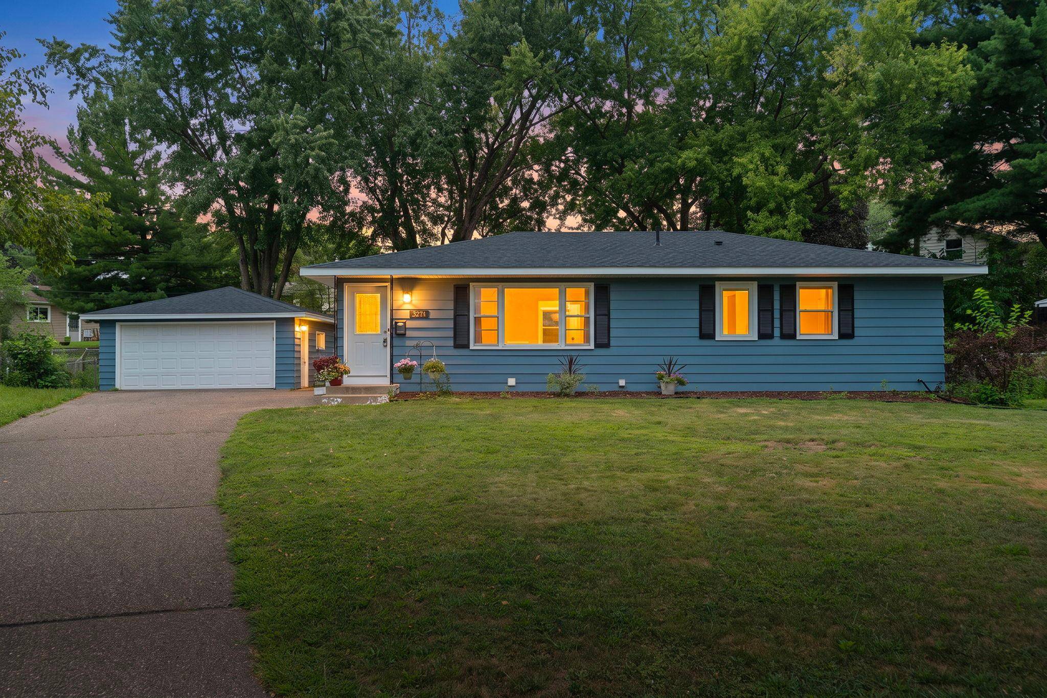 3274 68th CT E, Inver Grove Heights, MN 55076