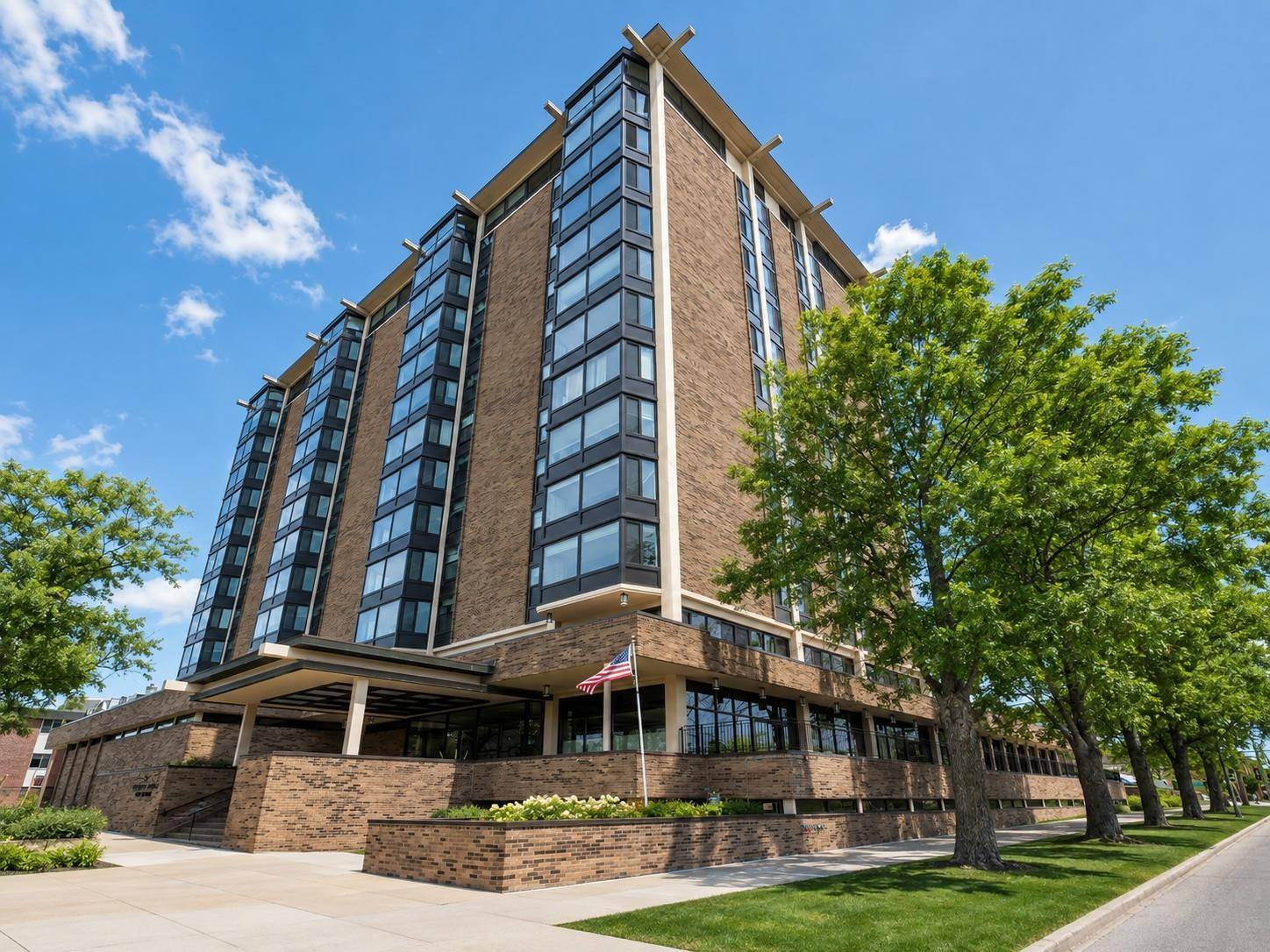 207 5th AVE SW #202, Rochester, MN 55902