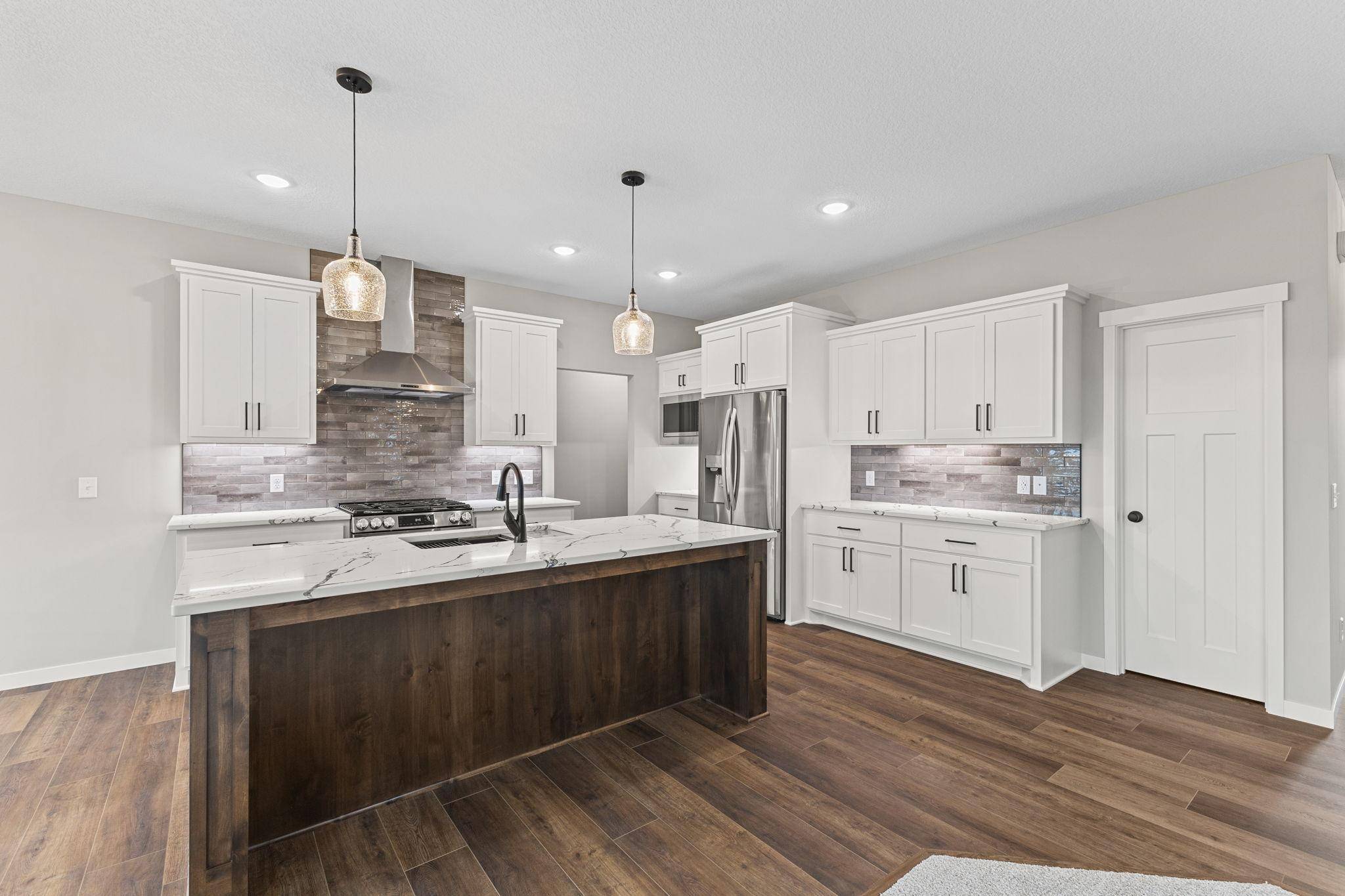 20615 Redwood ST NW, Oak Grove, MN 55011