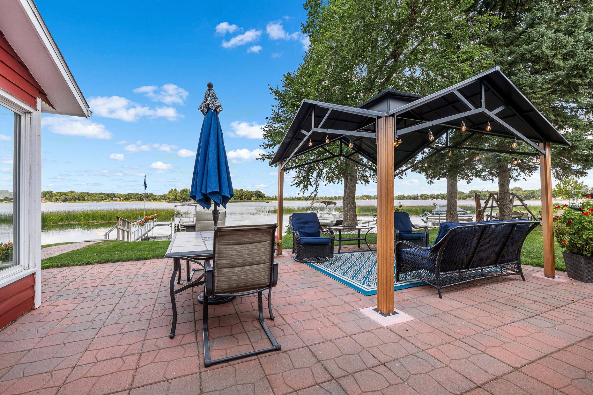 969 Hamlet DR N, Avon, MN 56310