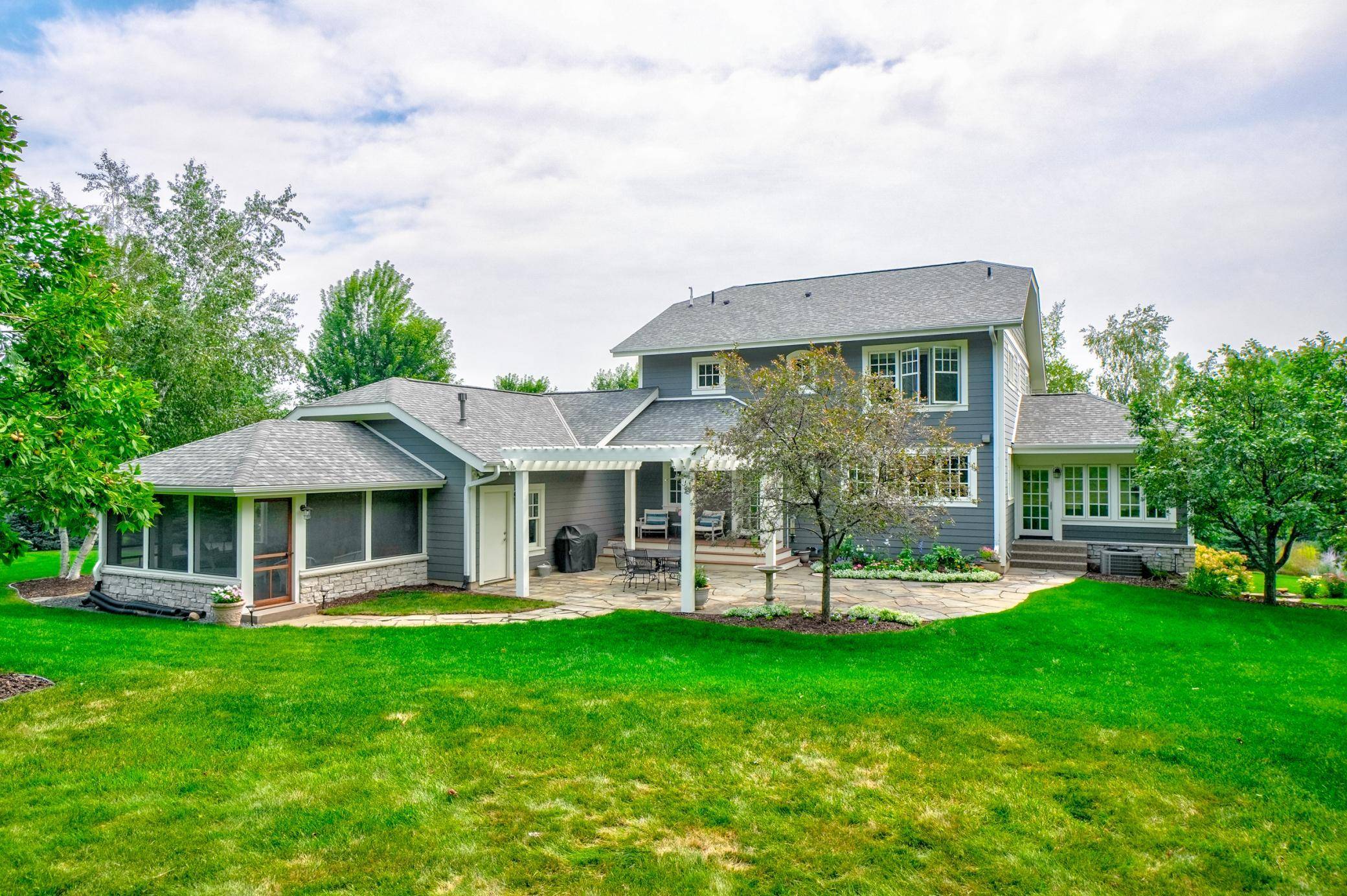 2156 Paris AVE N, West Lakeland Twp, MN 55082
