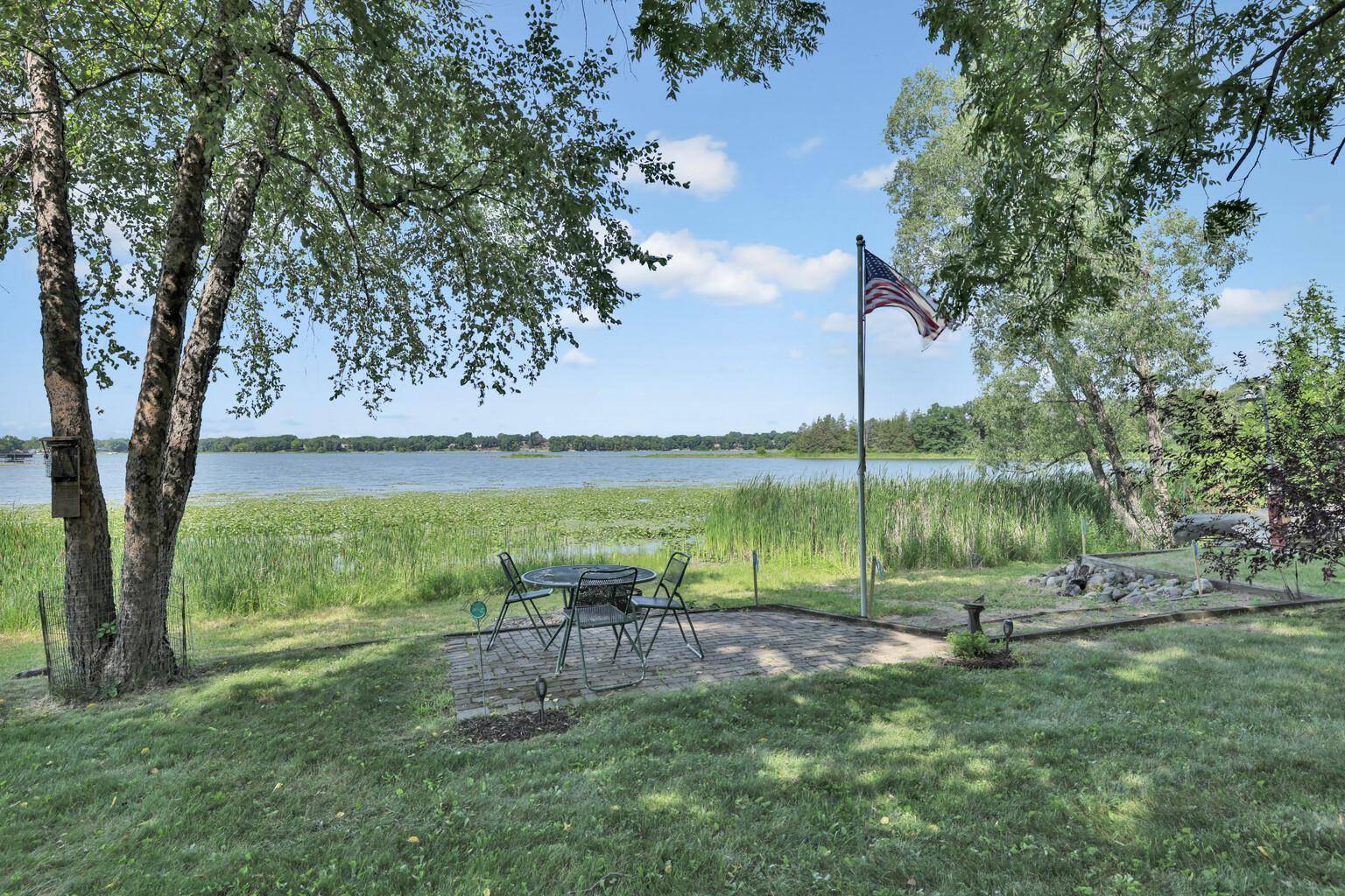 27640 Millicent LN, Chisago City, MN 55013