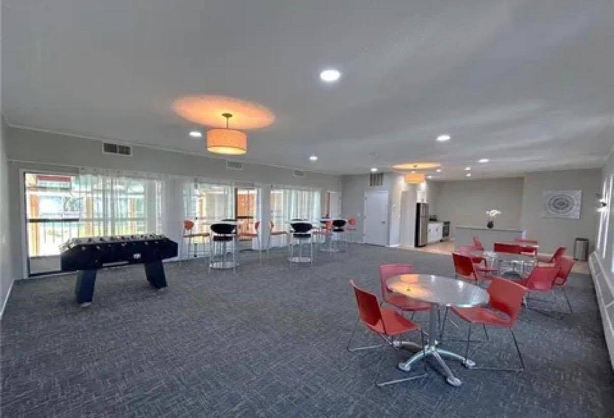450 Ford RD #215, Saint Louis Park, MN 55426