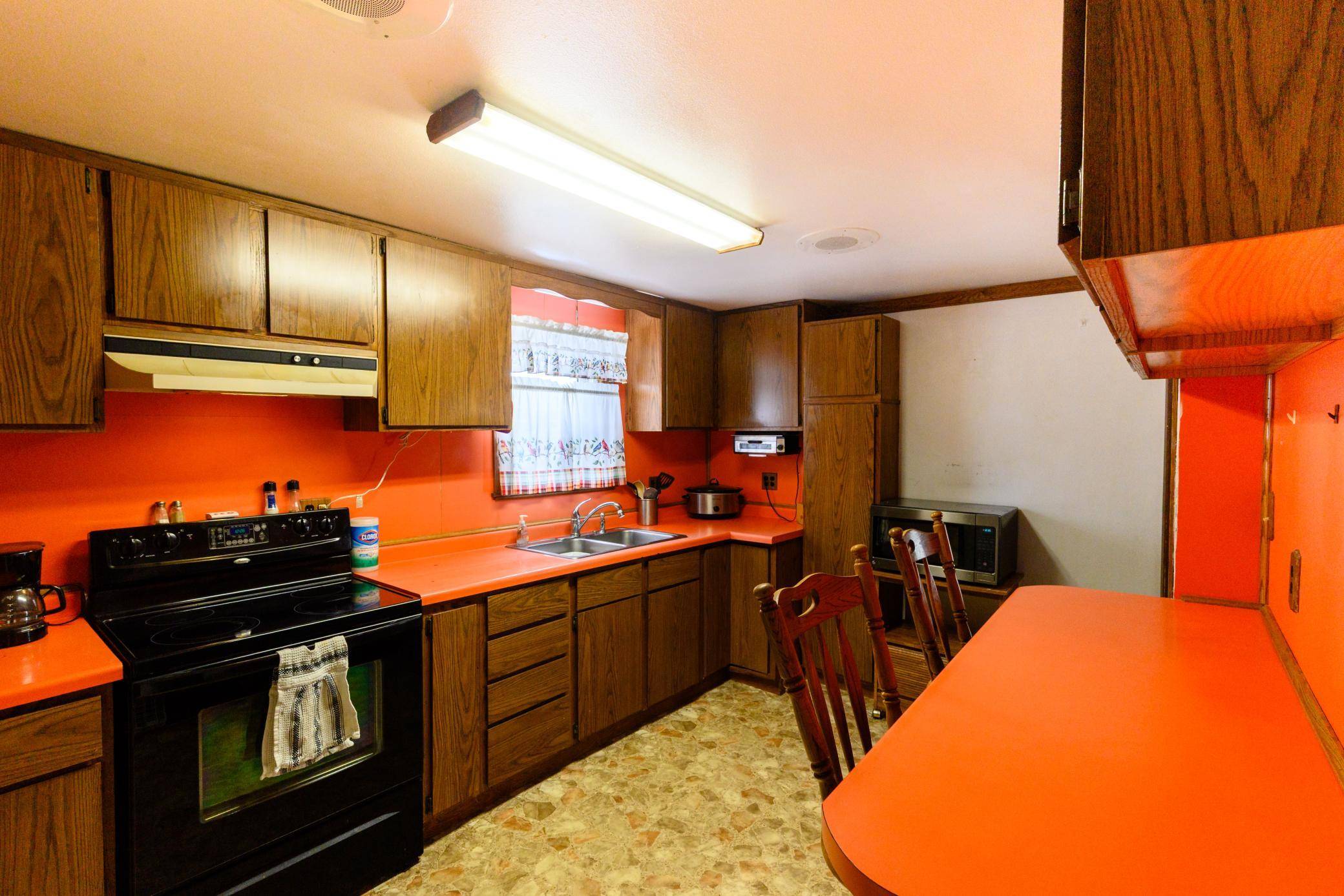 1520 9th ST, Eau Claire, WI 54703