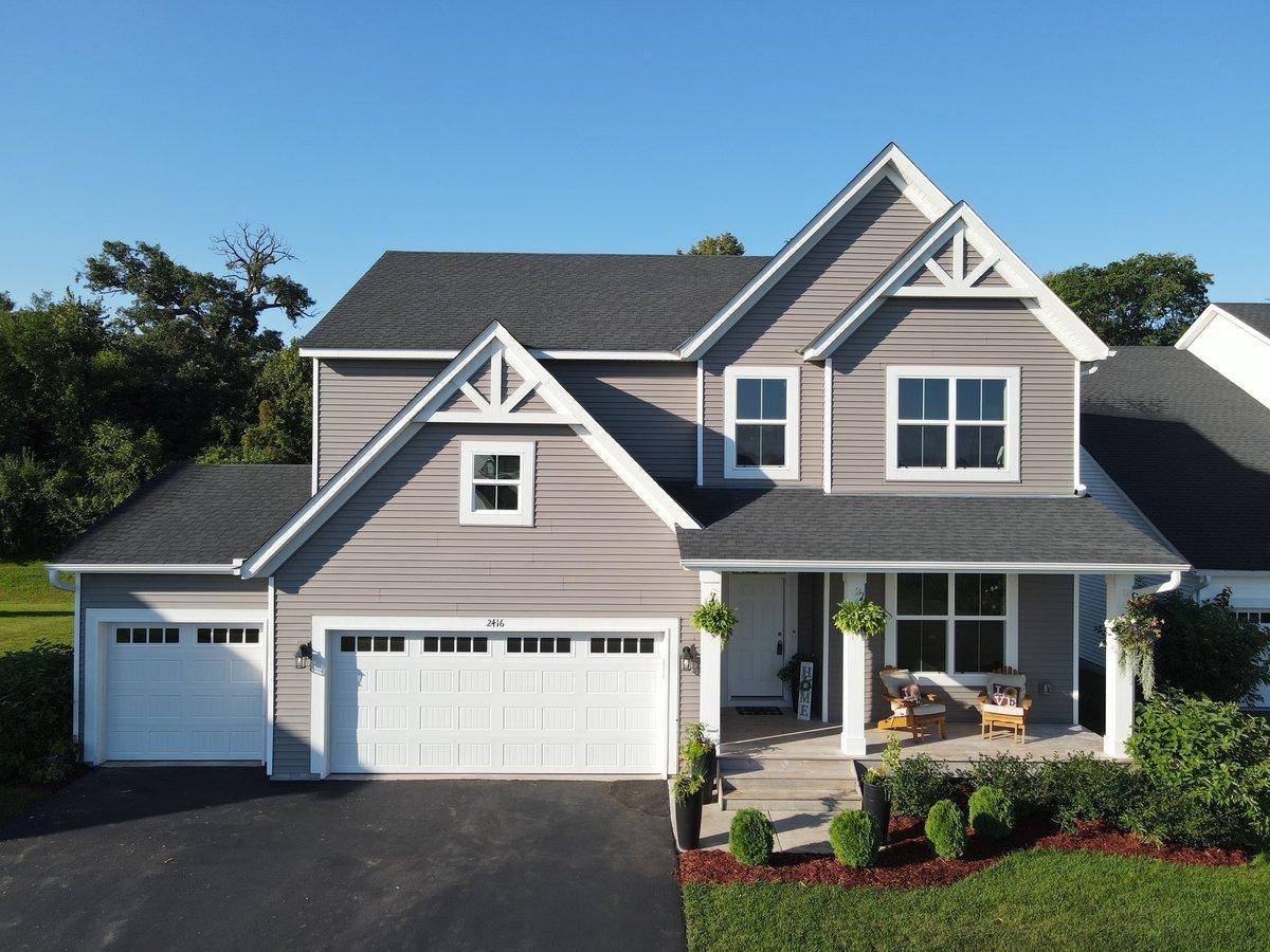 2416 Greenbriar LN, Buffalo, MN 55313