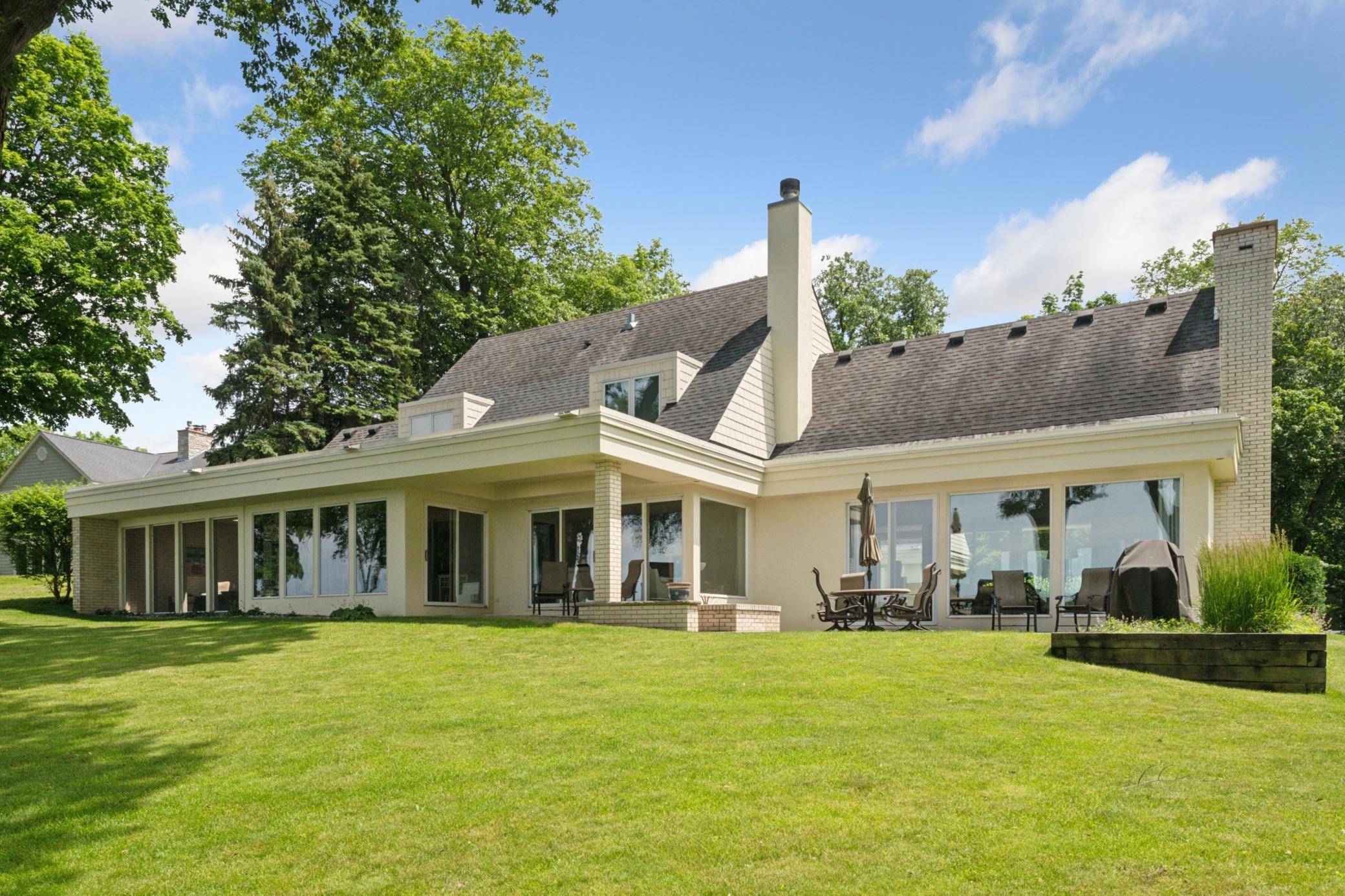 4770 Manitou RD, Excelsior, MN 55331
