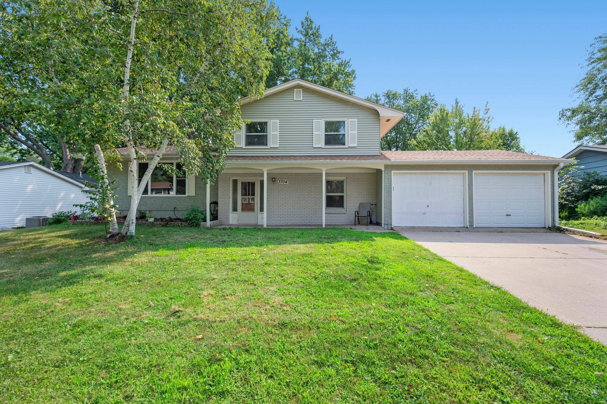 3704 Glen Oaks AVE, White Bear Lake, MN 55110