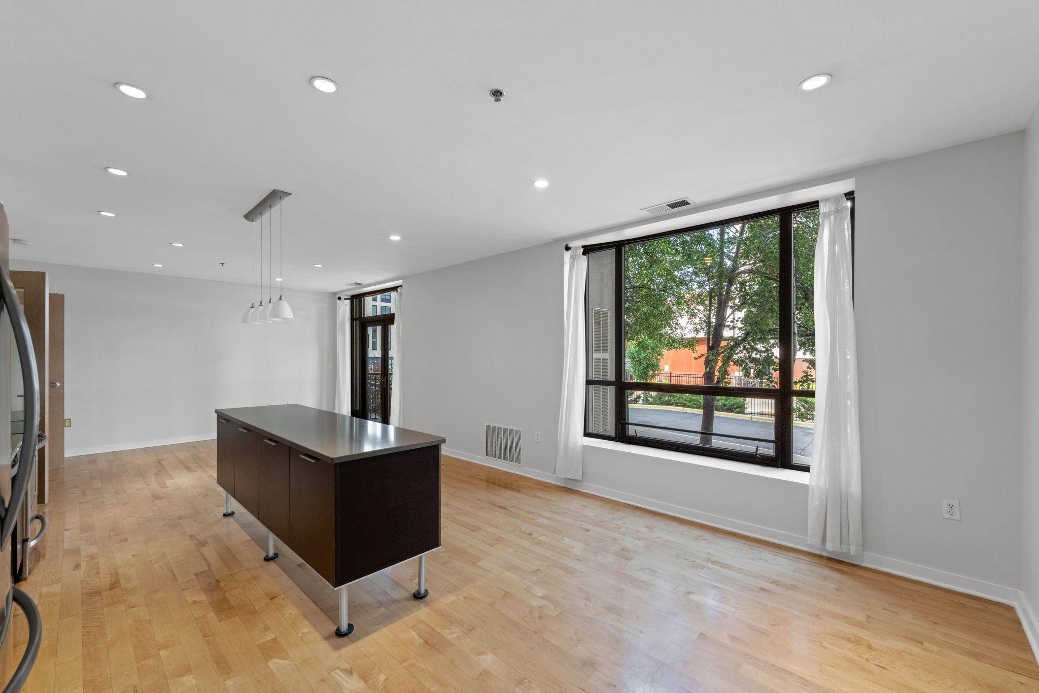 3104 W Lake ST #104, Minneapolis, MN 55416