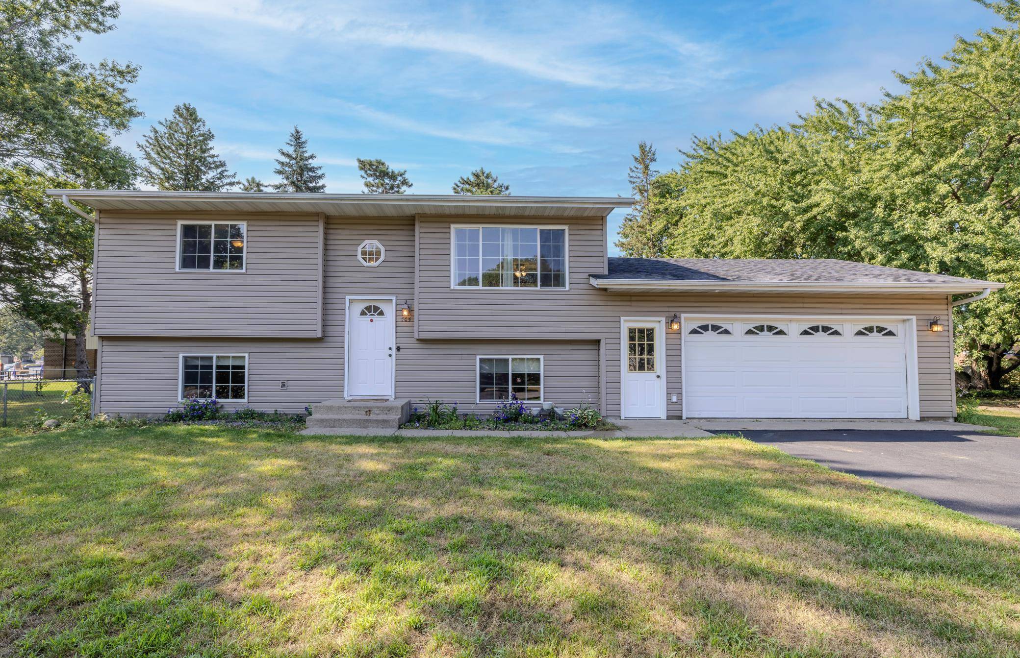 705 3rd AVE N, Sartell, MN 56377