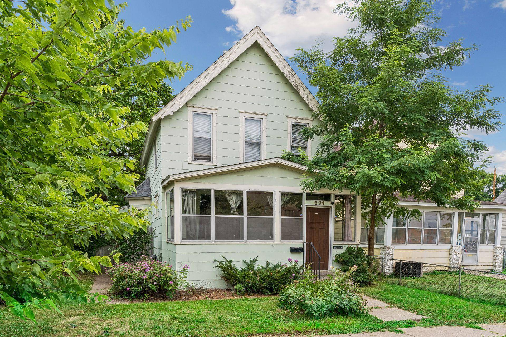 894 Beech ST, Saint Paul, MN 55106