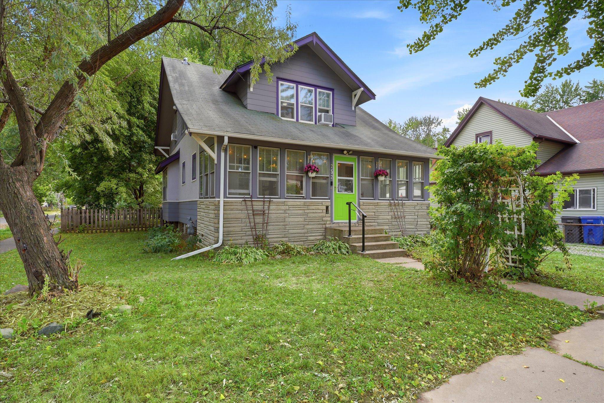252 Stevens ST W, Saint Paul, MN 55107