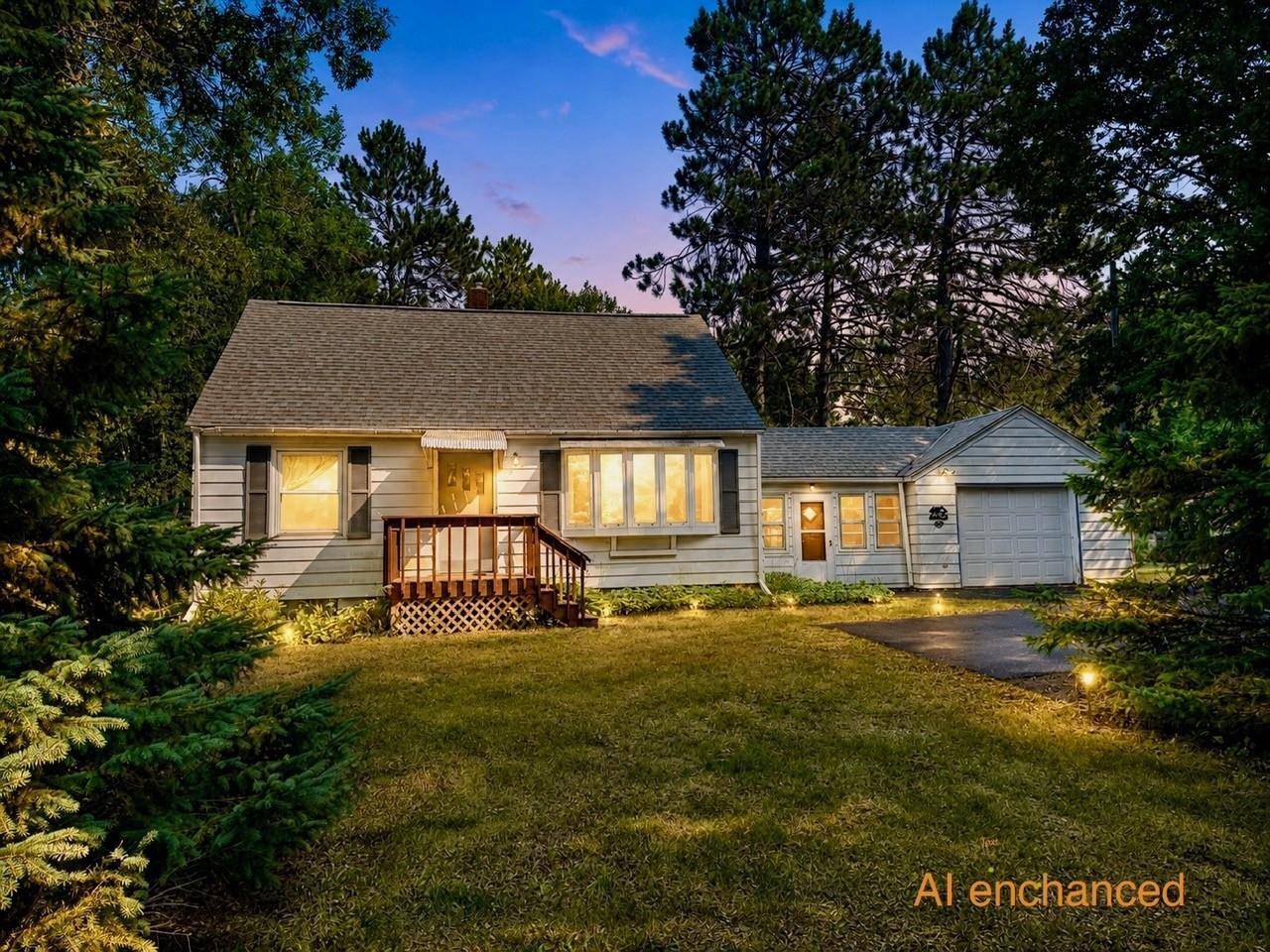 4618 S Arrowhead LN, Moose Lake, MN 55767