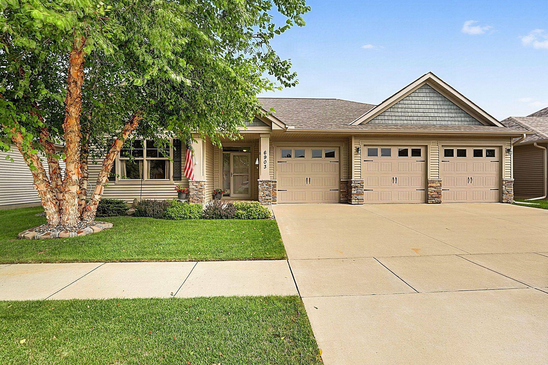 6903 Northwood LN N, Saint Cloud, MN 56303