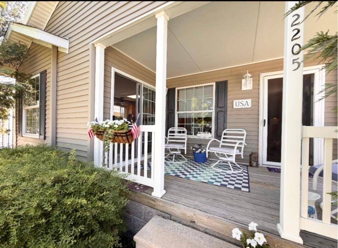 2205 Nightingale AVE NW, Stewartville, MN 55976