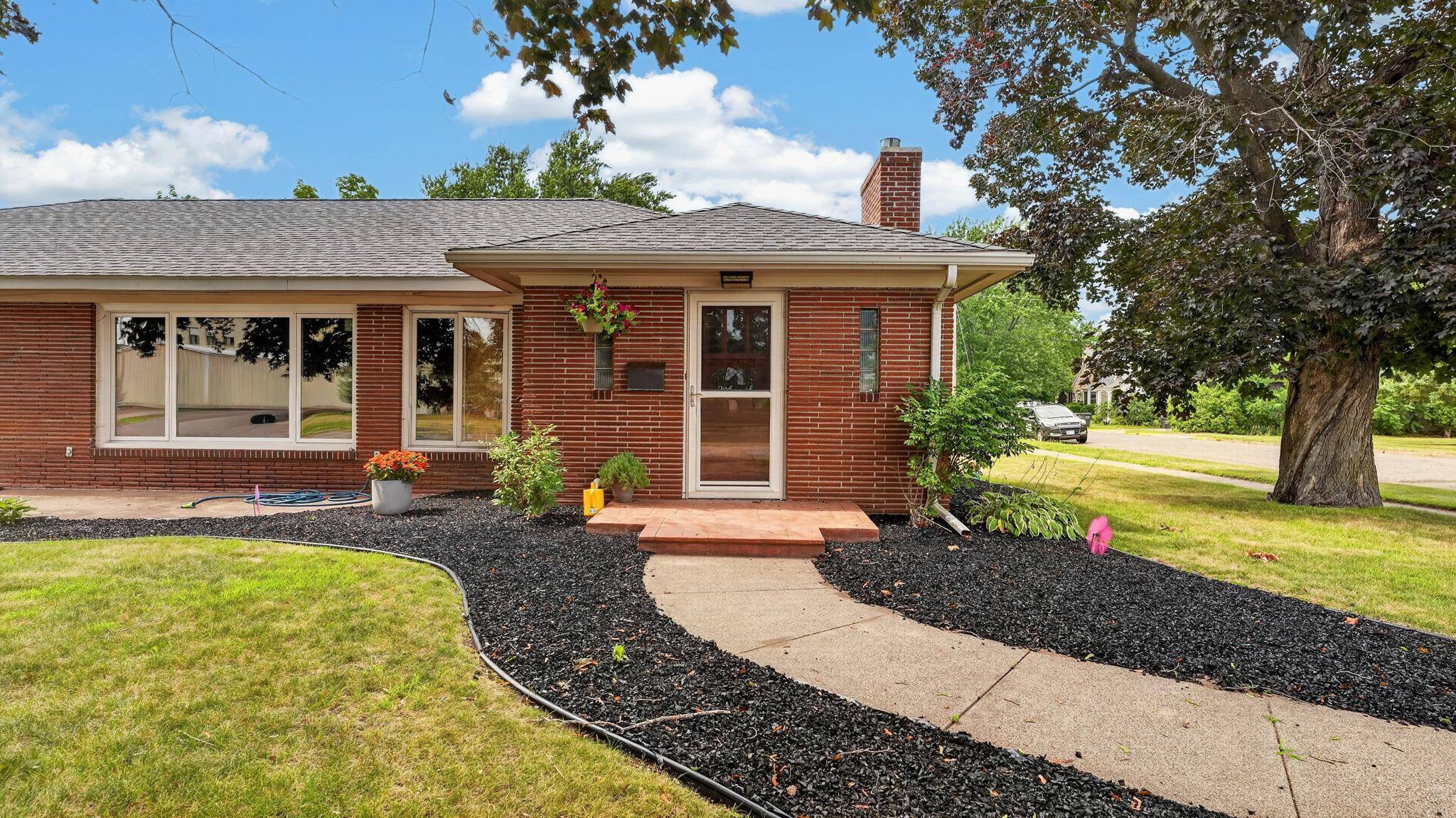 305 7th ST SW, Pine City, MN 55063