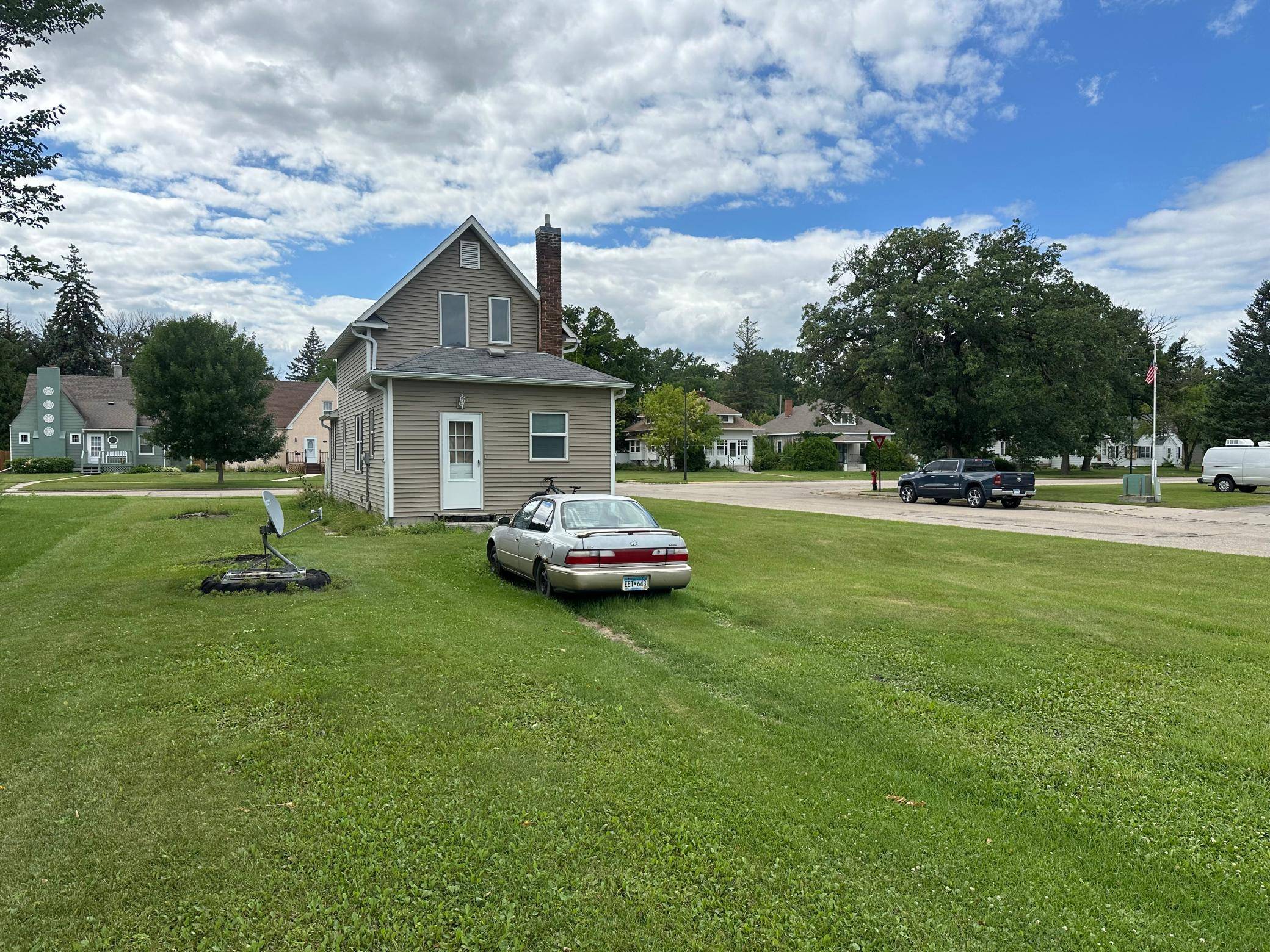 824 Labree AVE N, Thief River Falls, MN 56701