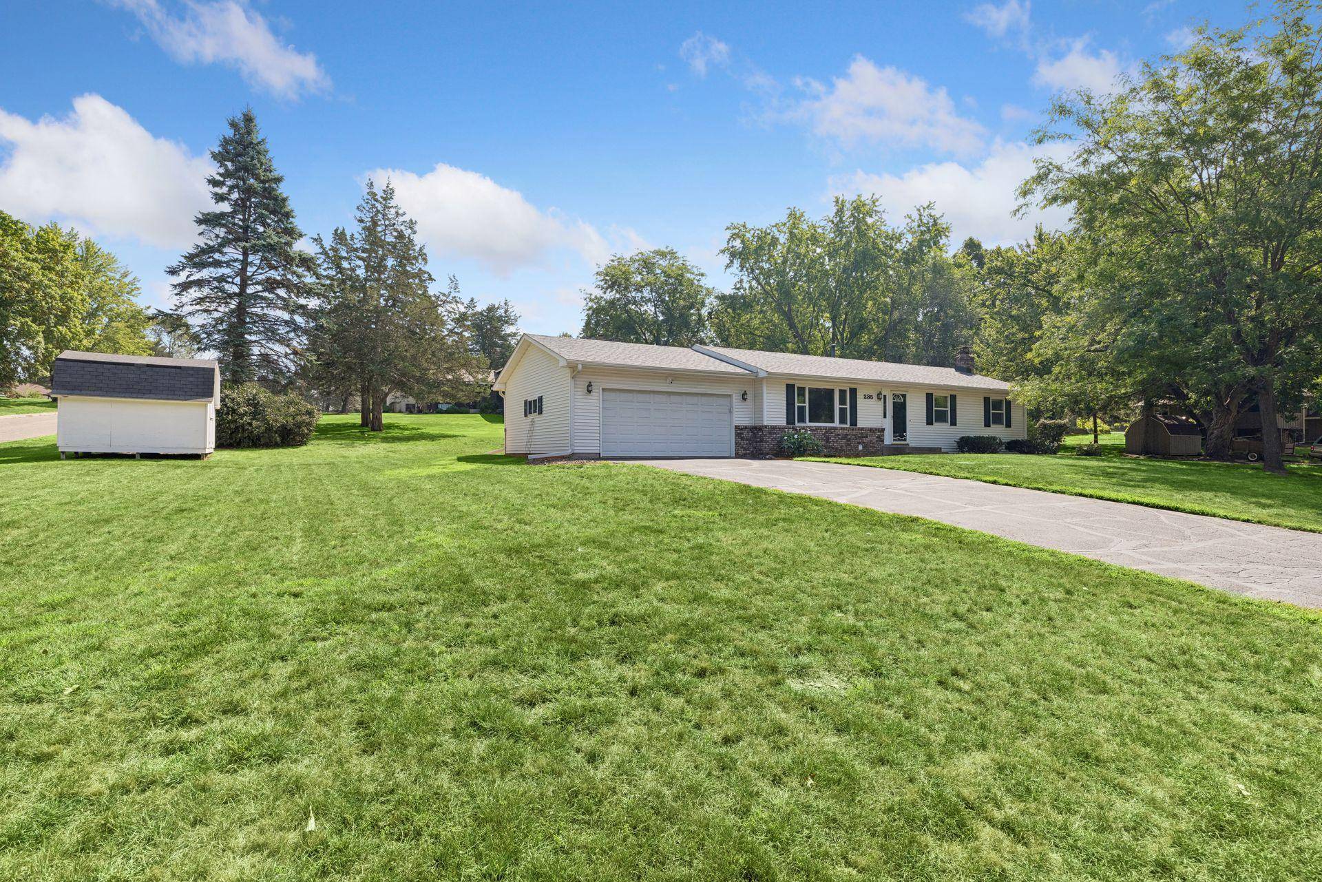 235 Quality AVE N, Lakeland, MN 55043