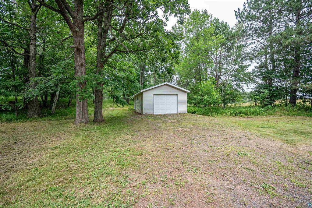 1295 Gault RD, Wrenshall, MN 55797