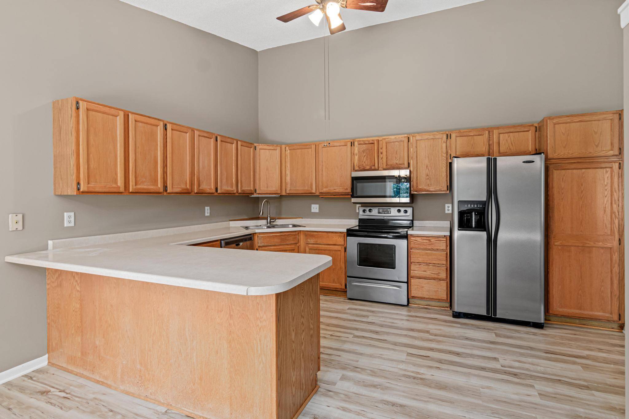 7432 Vinewood LN N, Maple Grove, MN 55311