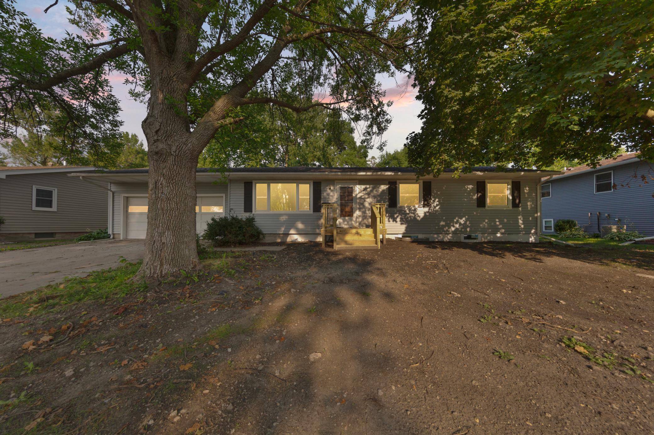 1209 7th ST SE, Waseca, MN 56093