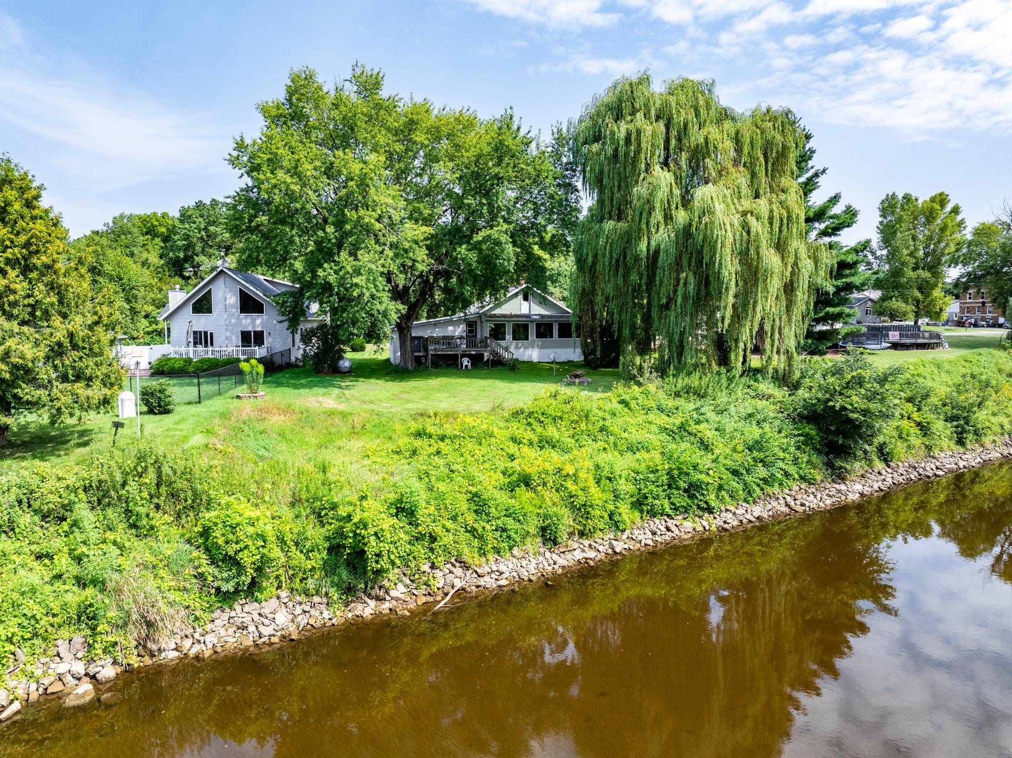 N574 N Bend DR, Melrose, WI 54642