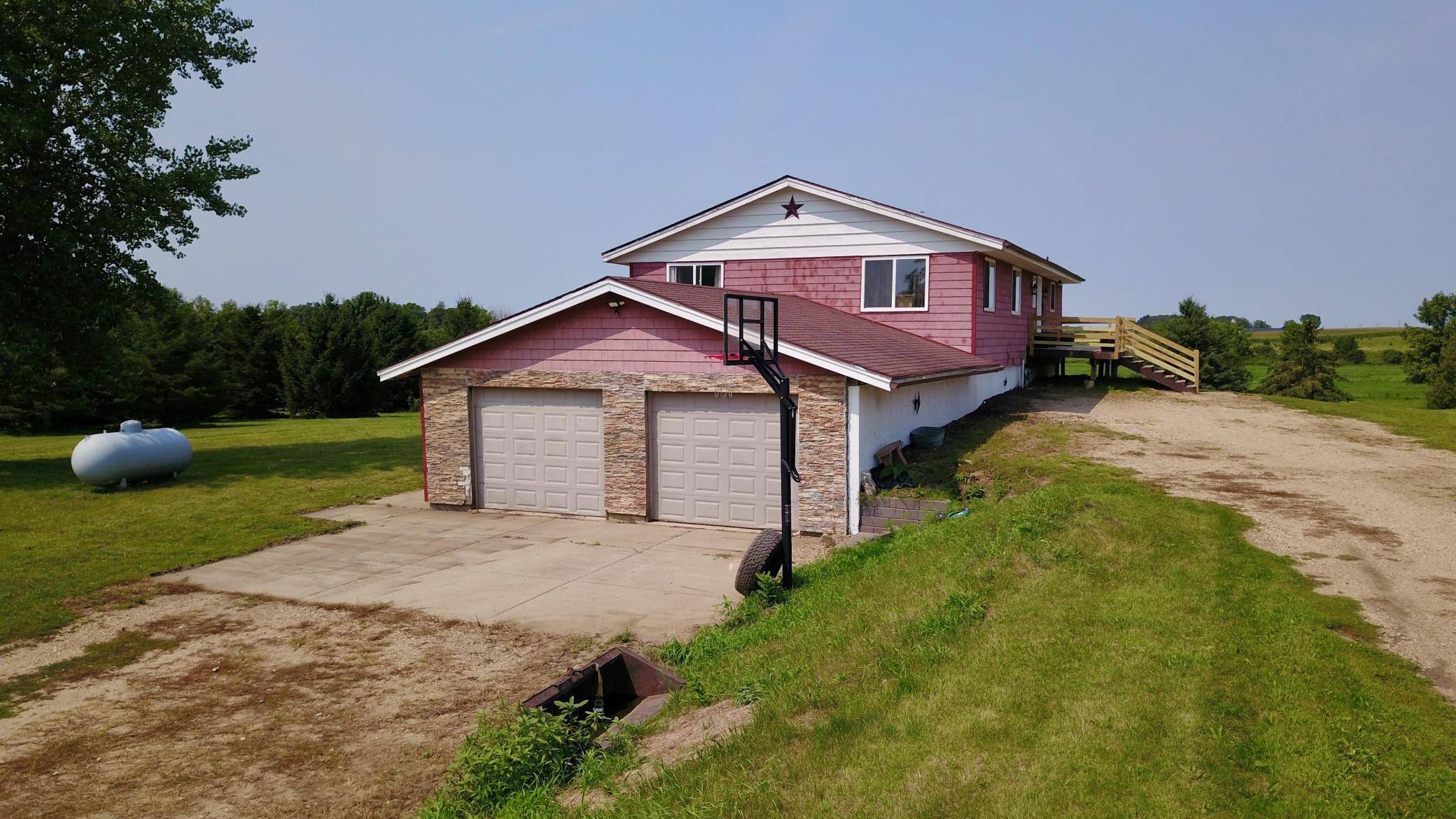 12321 600th AVE, Litchfield, MN 55355