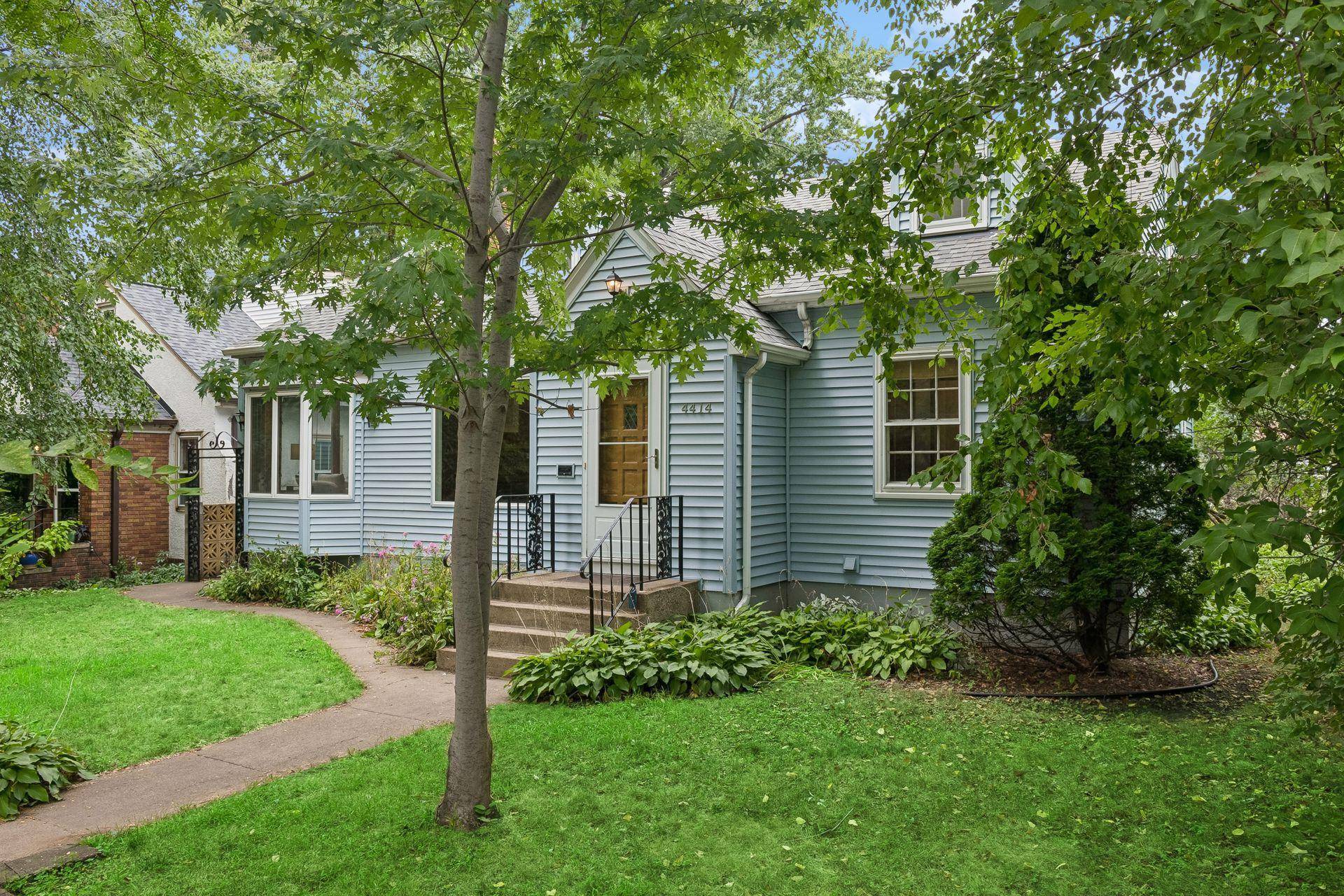 4414 Nawadaha BLVD, Minneapolis, MN 55406