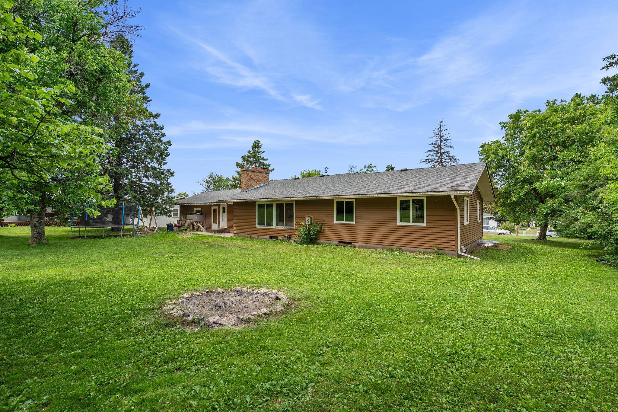 628 E Wisconsin AVE, Barron, WI 54812