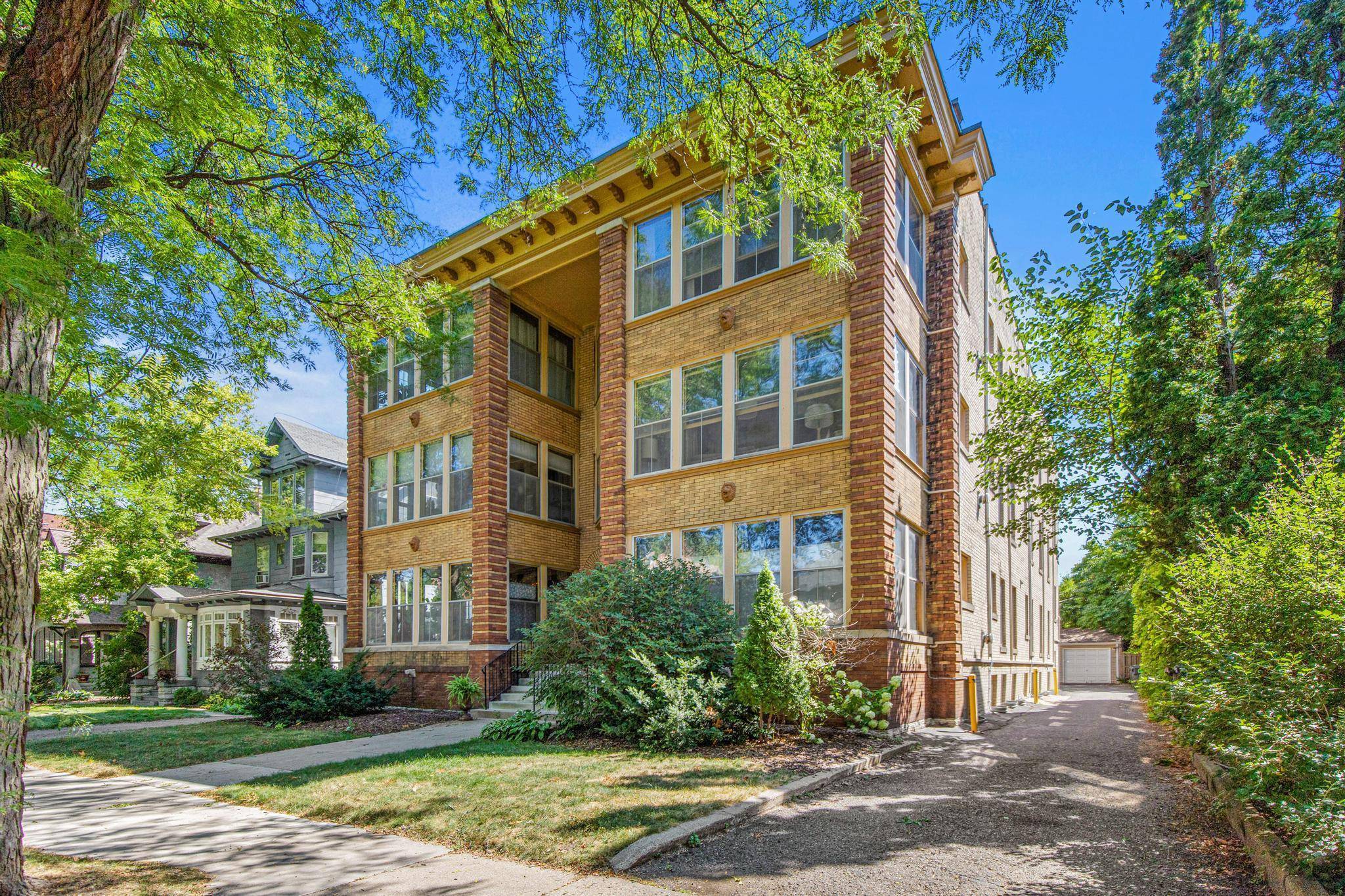 2621 Humboldt AVE S #7, Minneapolis, MN 55408
