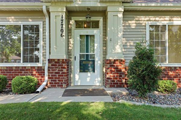 17706 38th AVE N, Plymouth, MN 55446