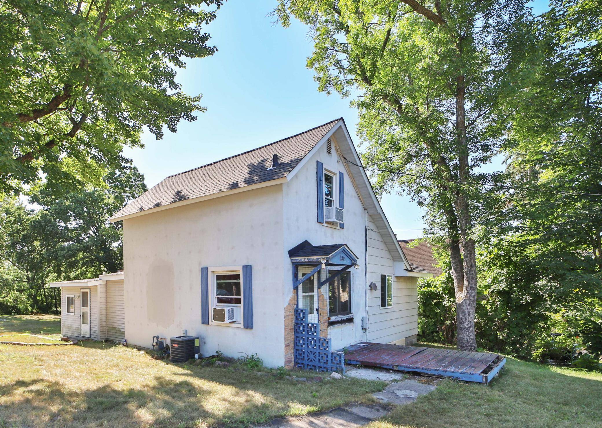 624 N 10th ST, Brainerd, MN 56401